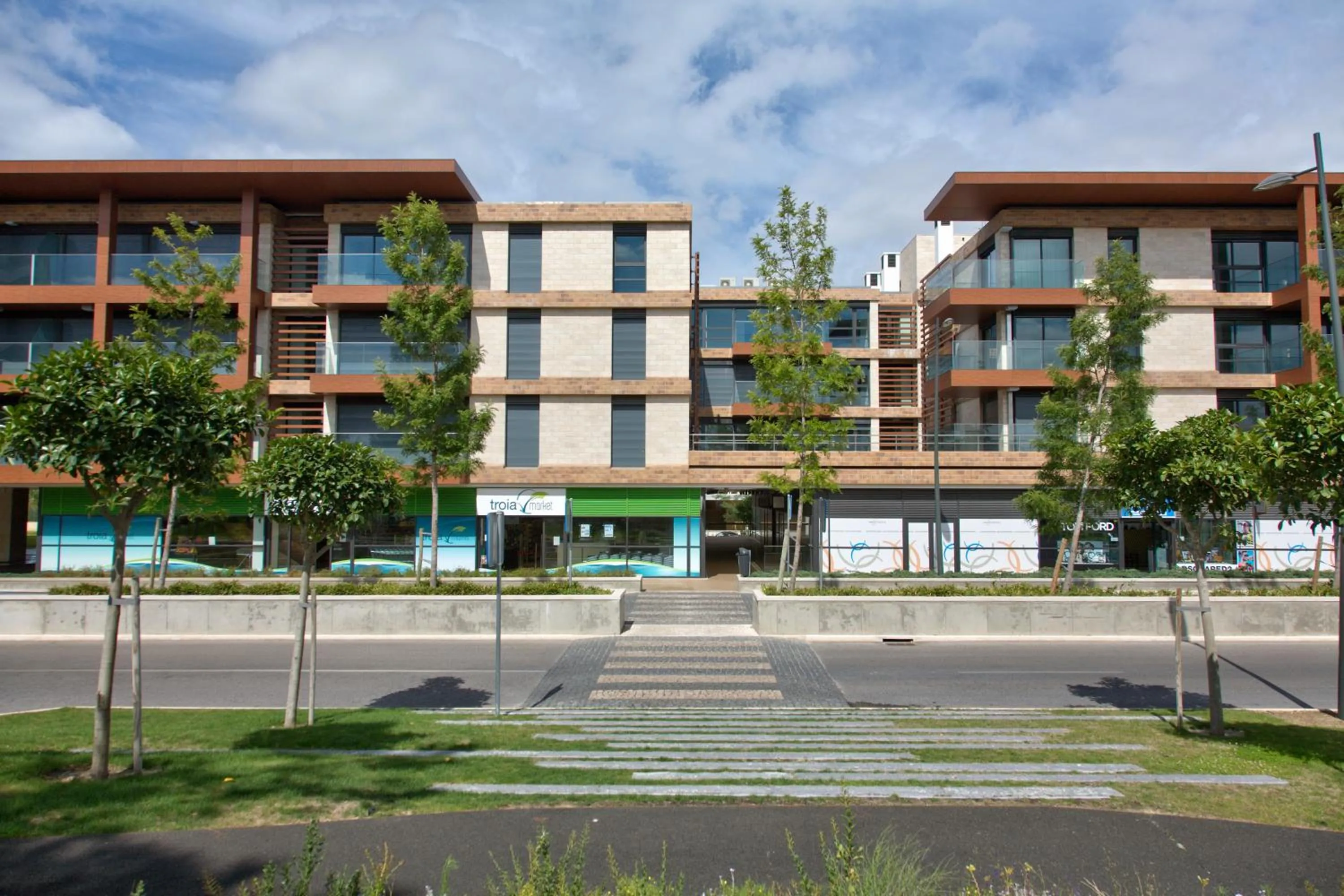 Facade/entrance in Troia Residence by The Editory - Apartamentos Ácala