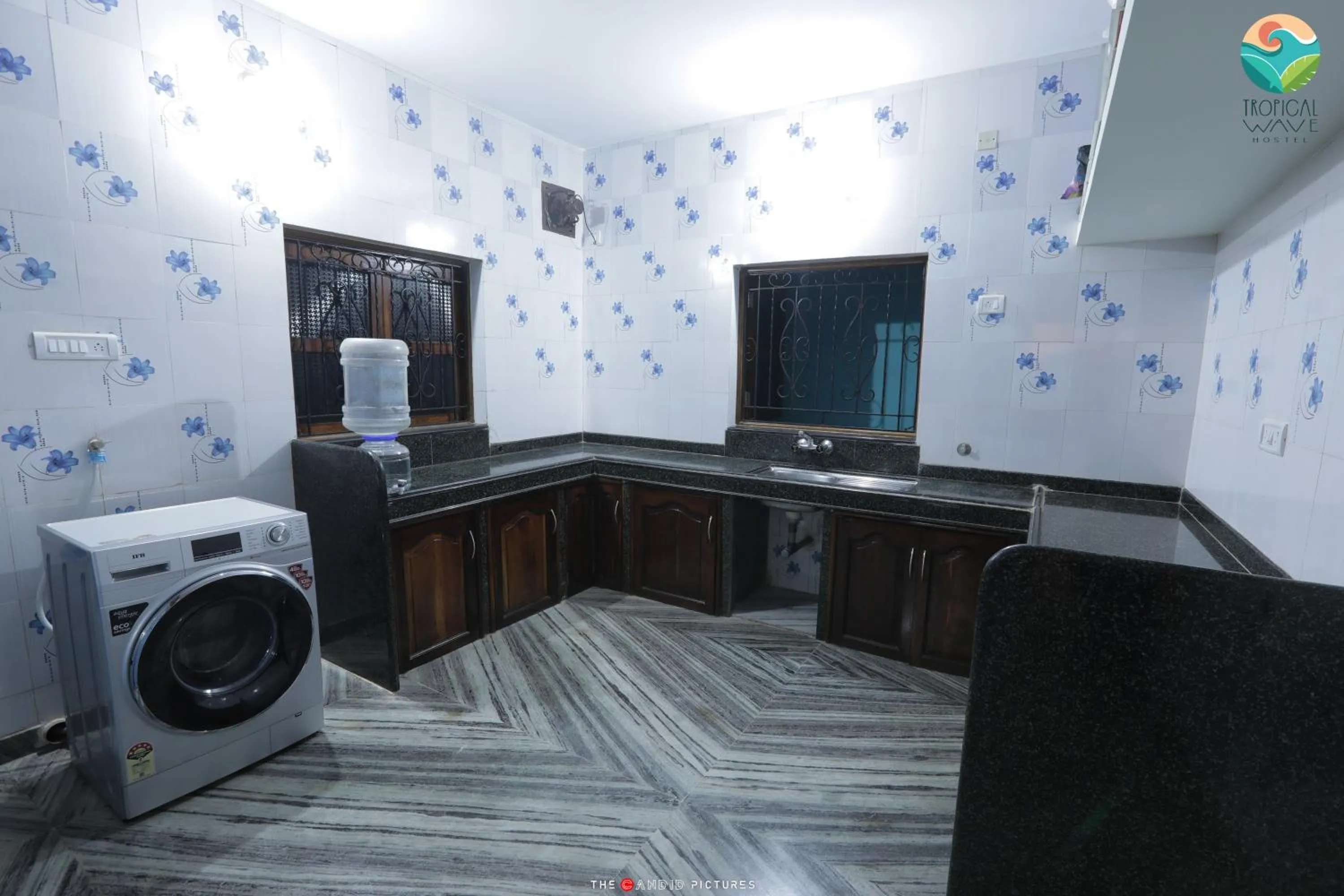 washing machine in Tropical Wave Hostel Morjim Goa