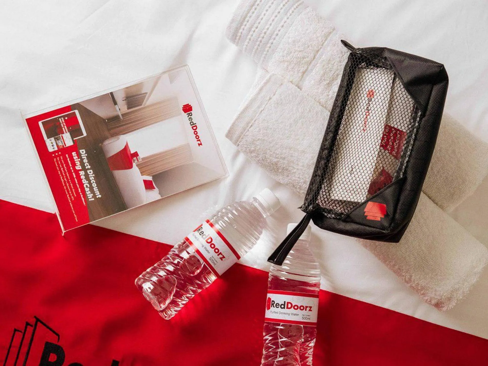 RedDoorz at Hotel Rumberpon Sorong