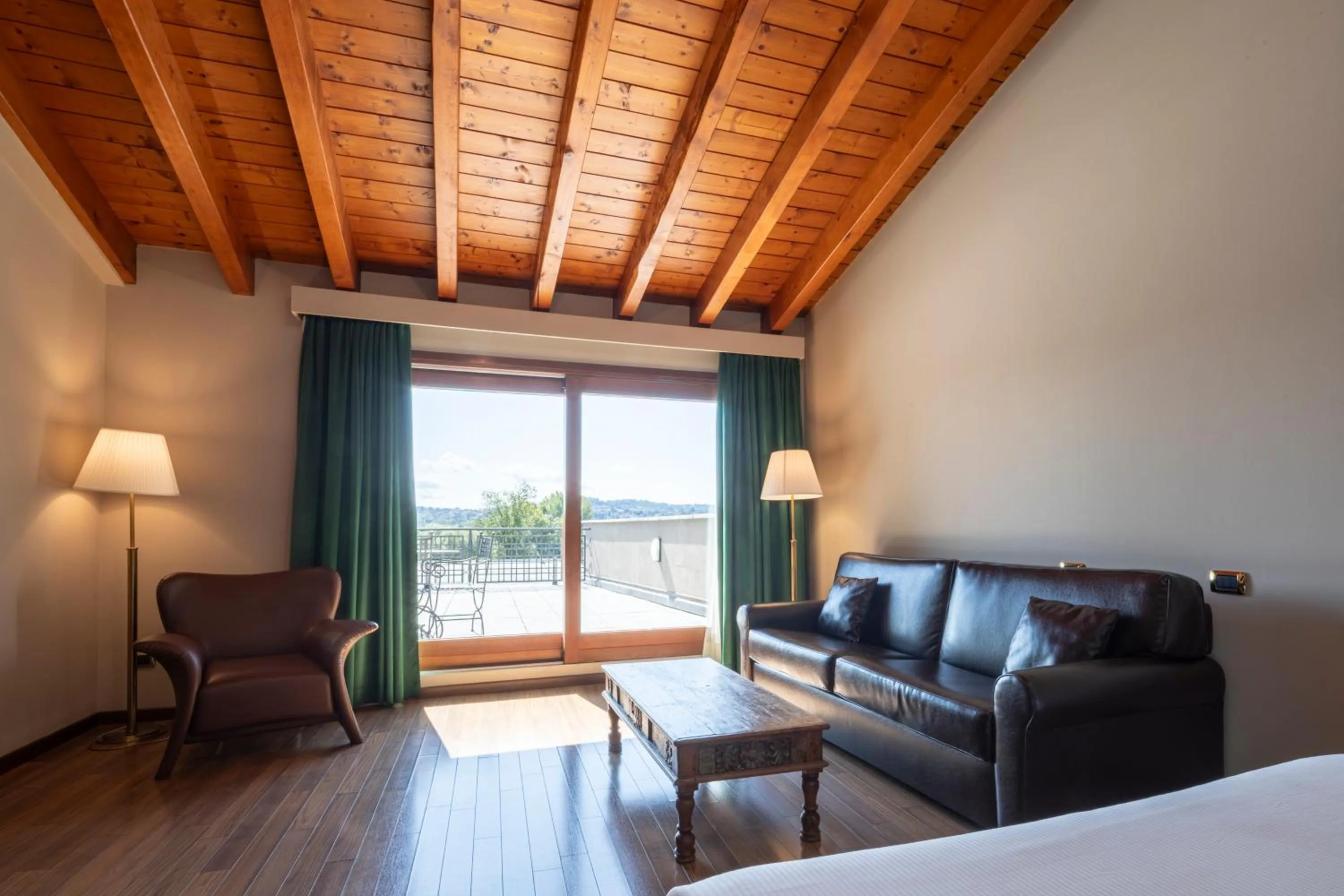 Bedroom, Bed in Hotel Horizon Wellness & Spa Resort - Best Western Signature Collection