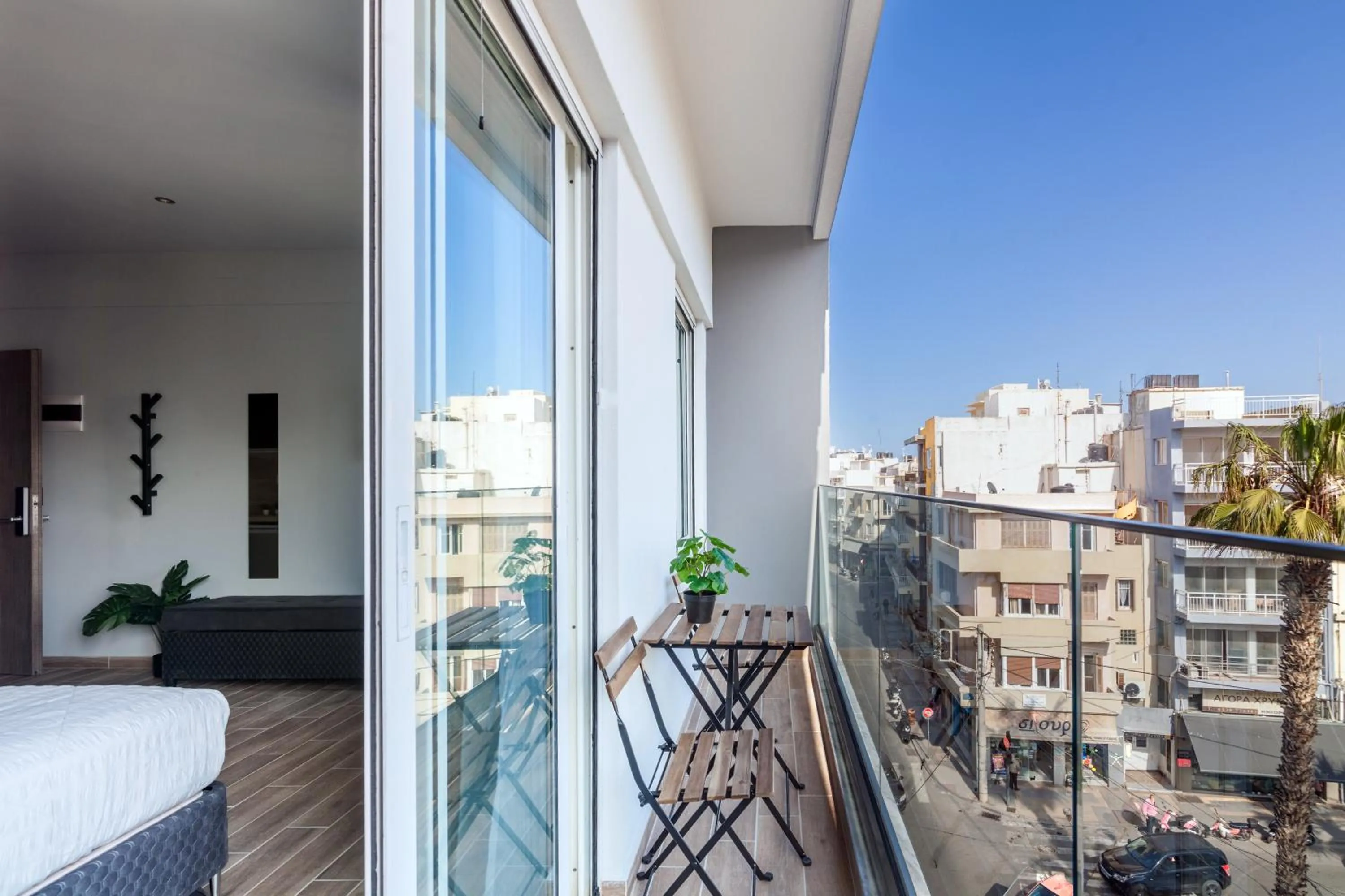 Balcony/Terrace in Raise Kornarou City Stay