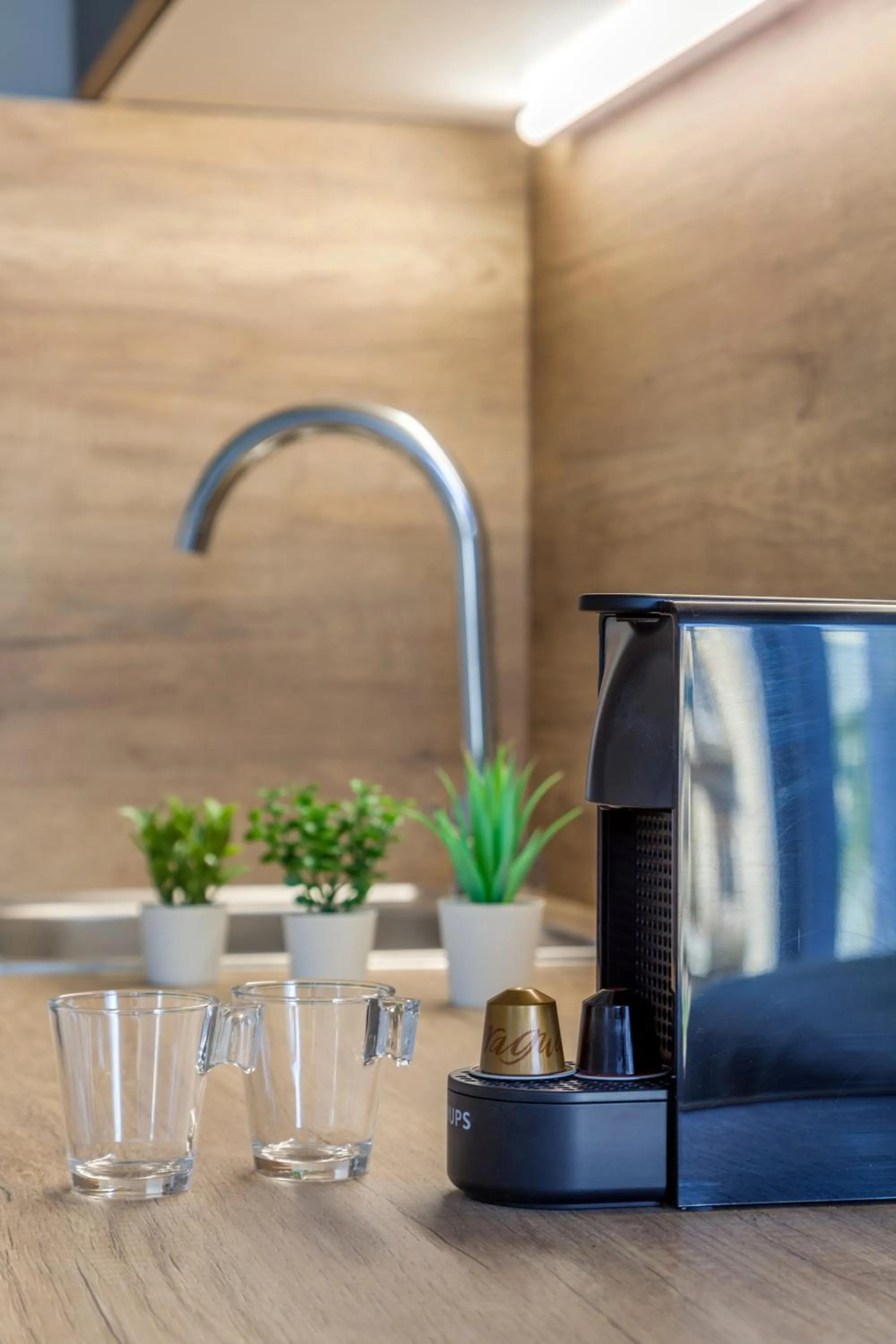 Coffee/tea facilities in Raise Kornarou City Stay