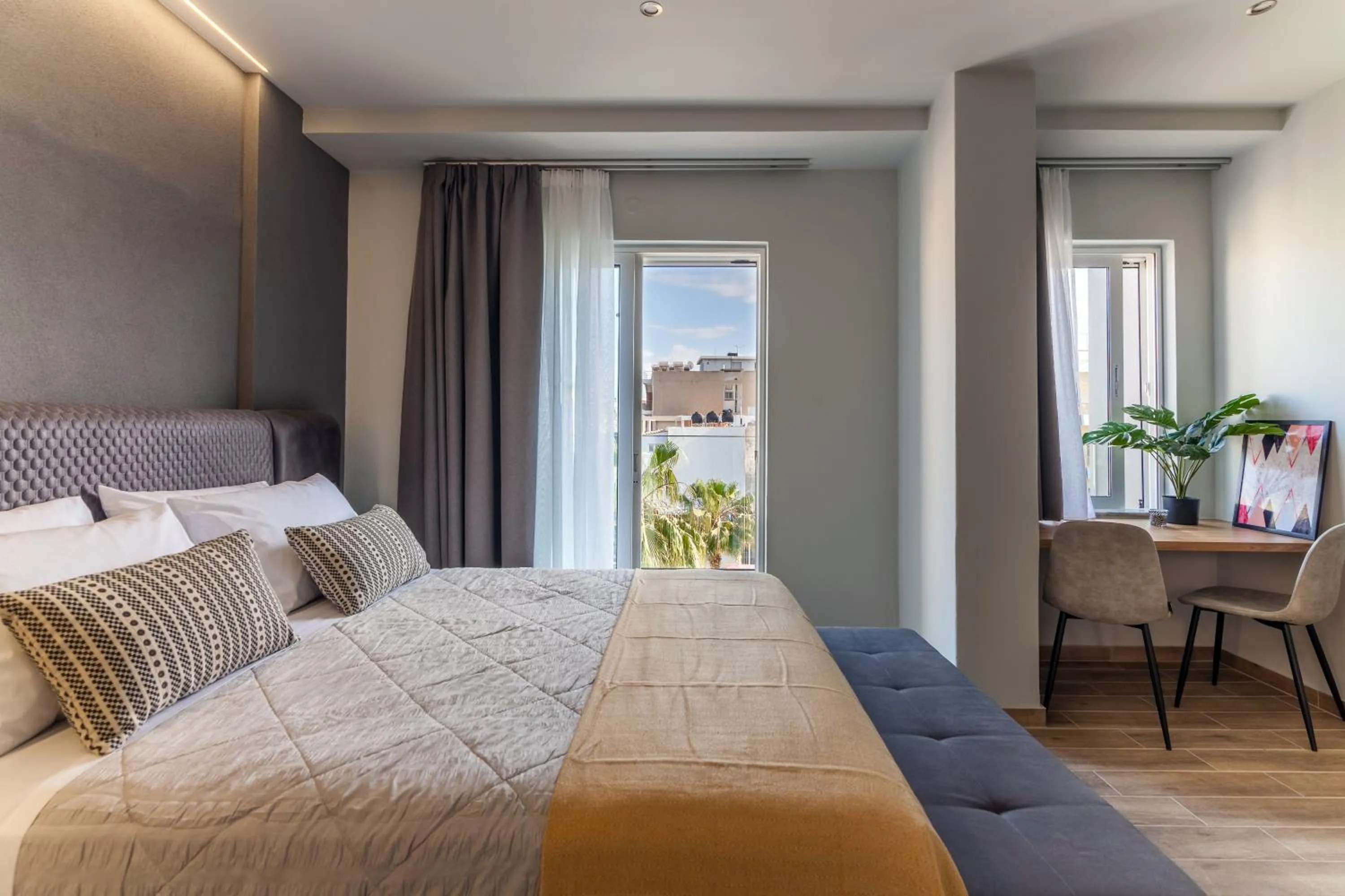 Bed in Raise Kornarou City Stay