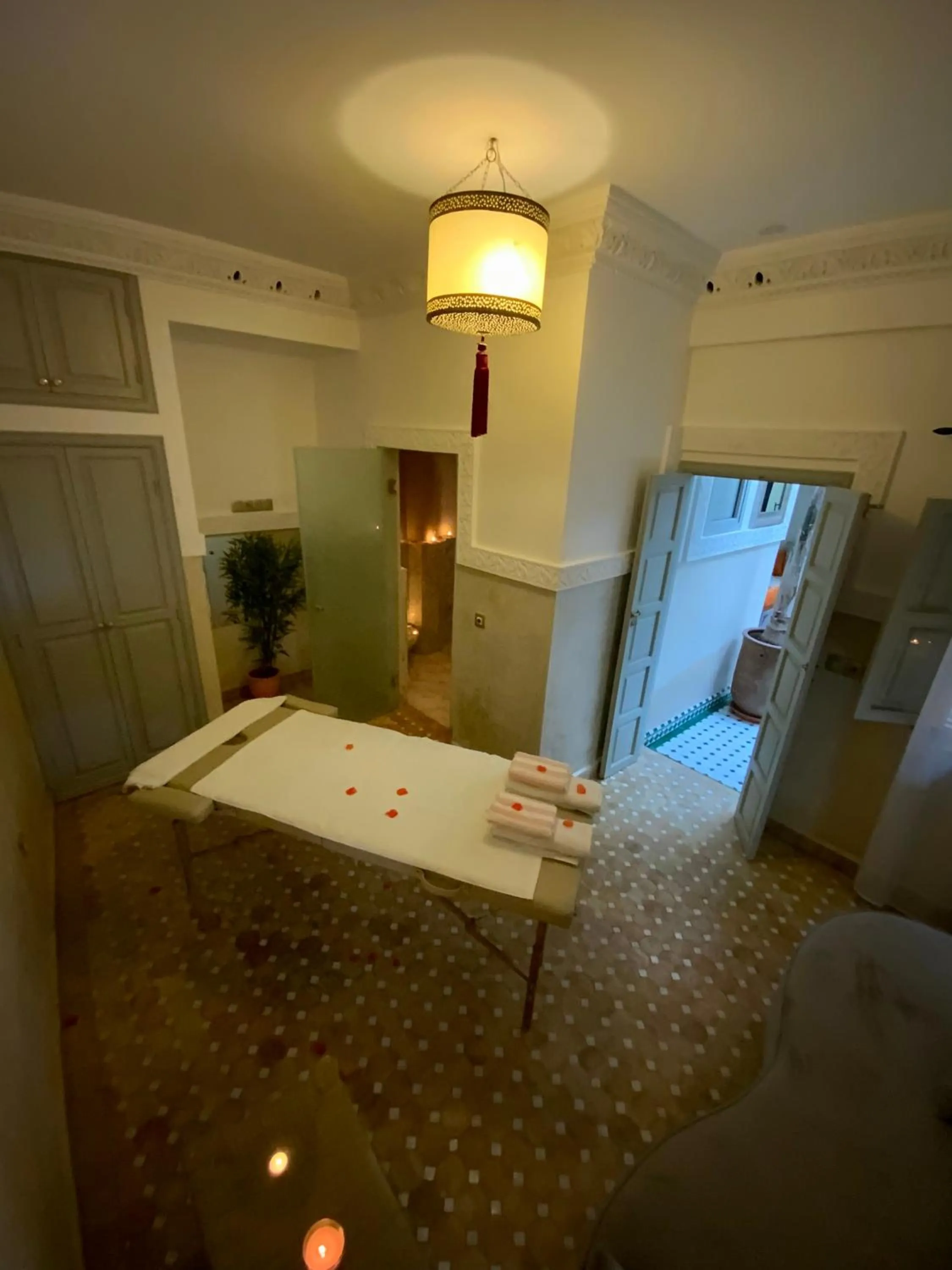 Massage, Bed in Riad Magnolia&SPA