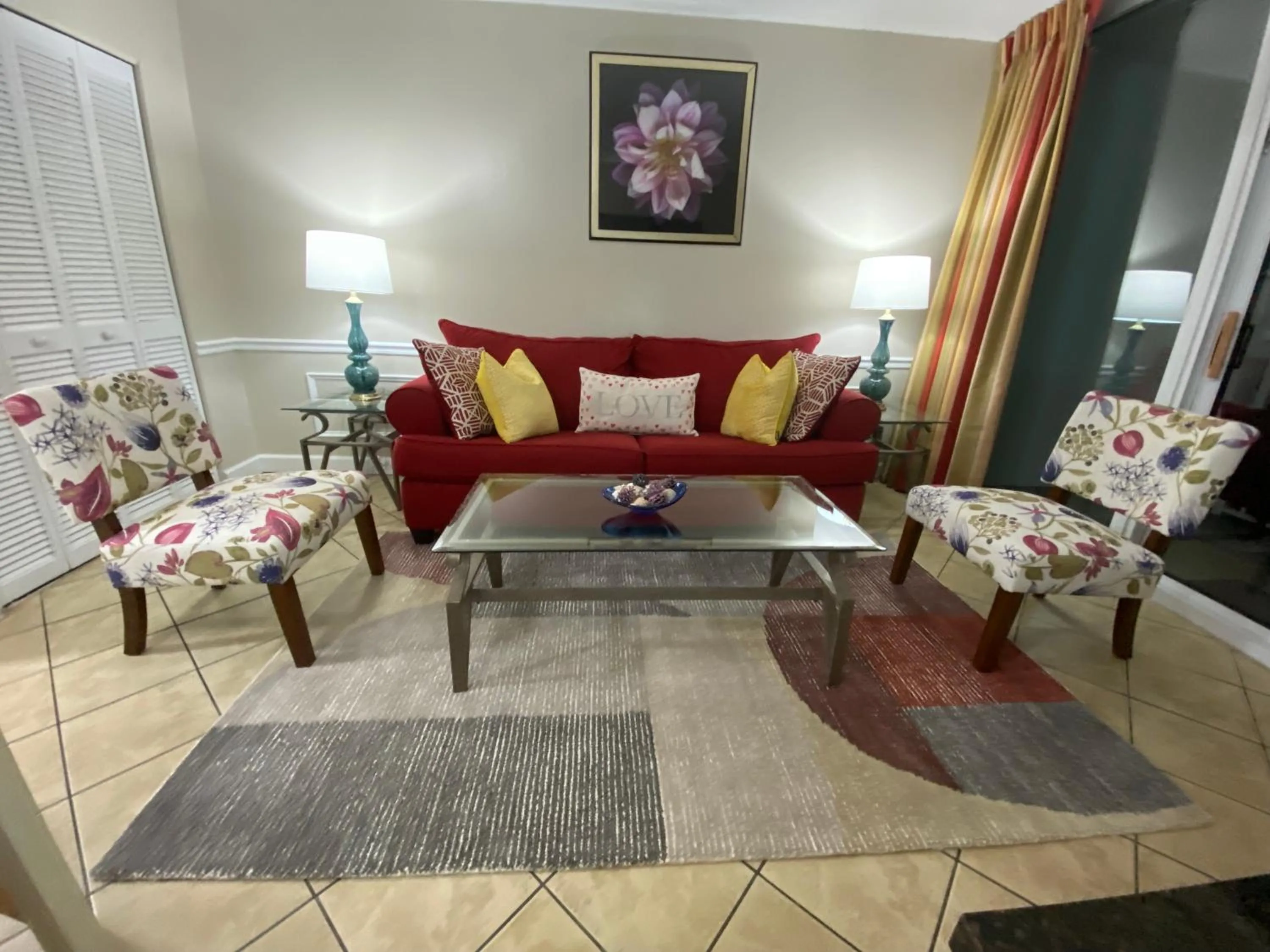 Living room in Camelot By The Sea Ocean Front Condo