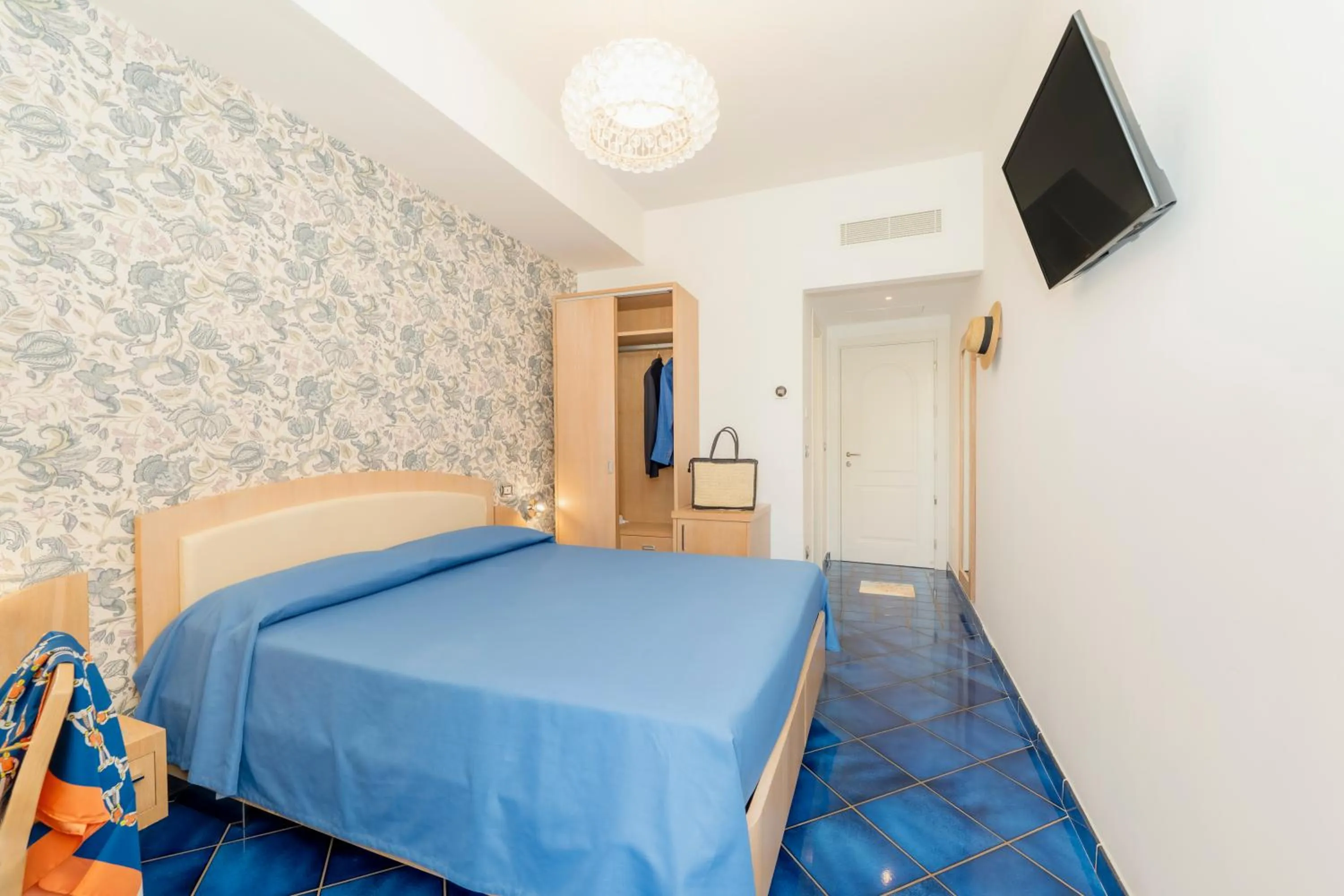 Bed in Hotel Il Pino