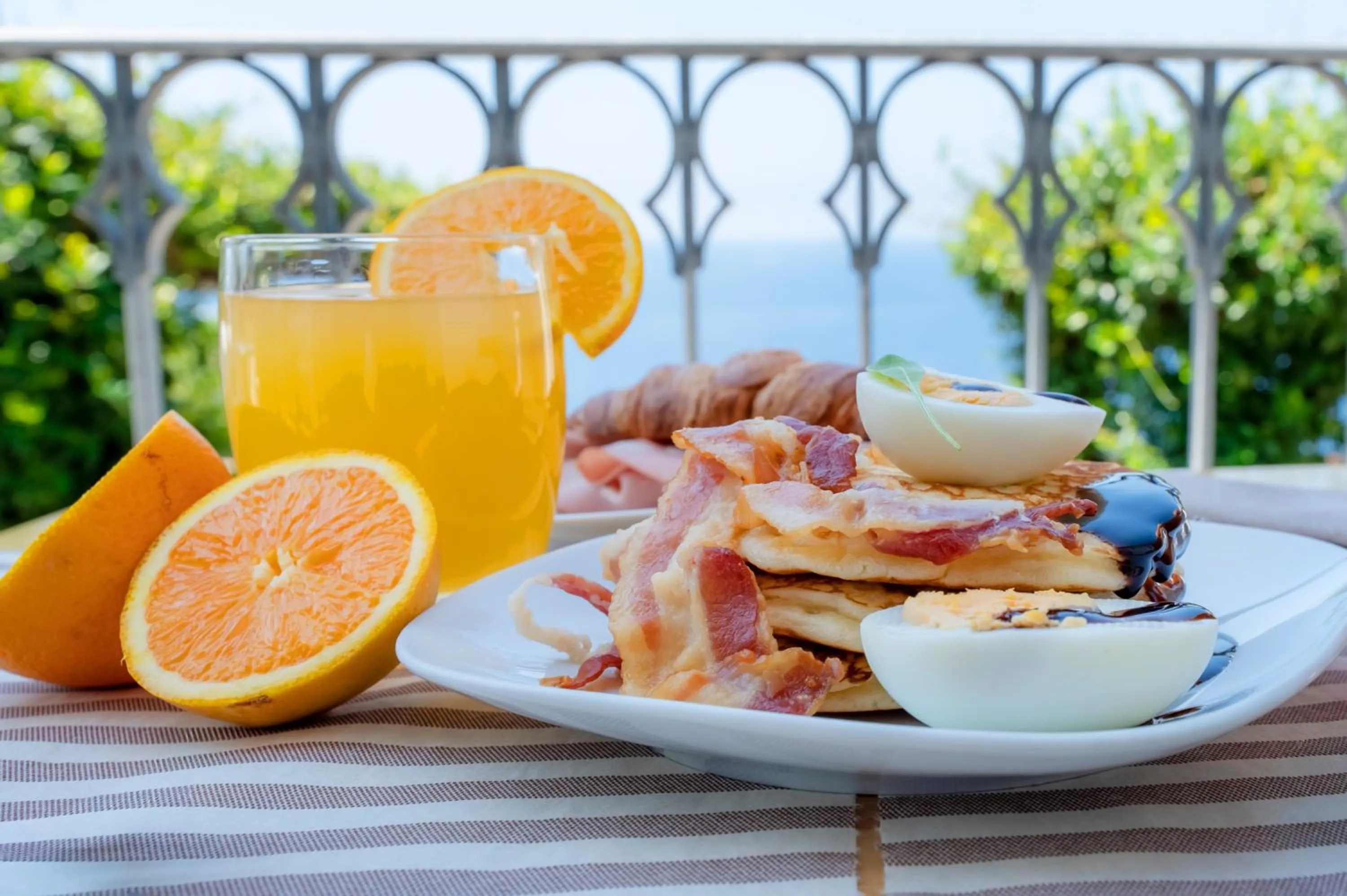 Food and drinks in Hotel Il Pino