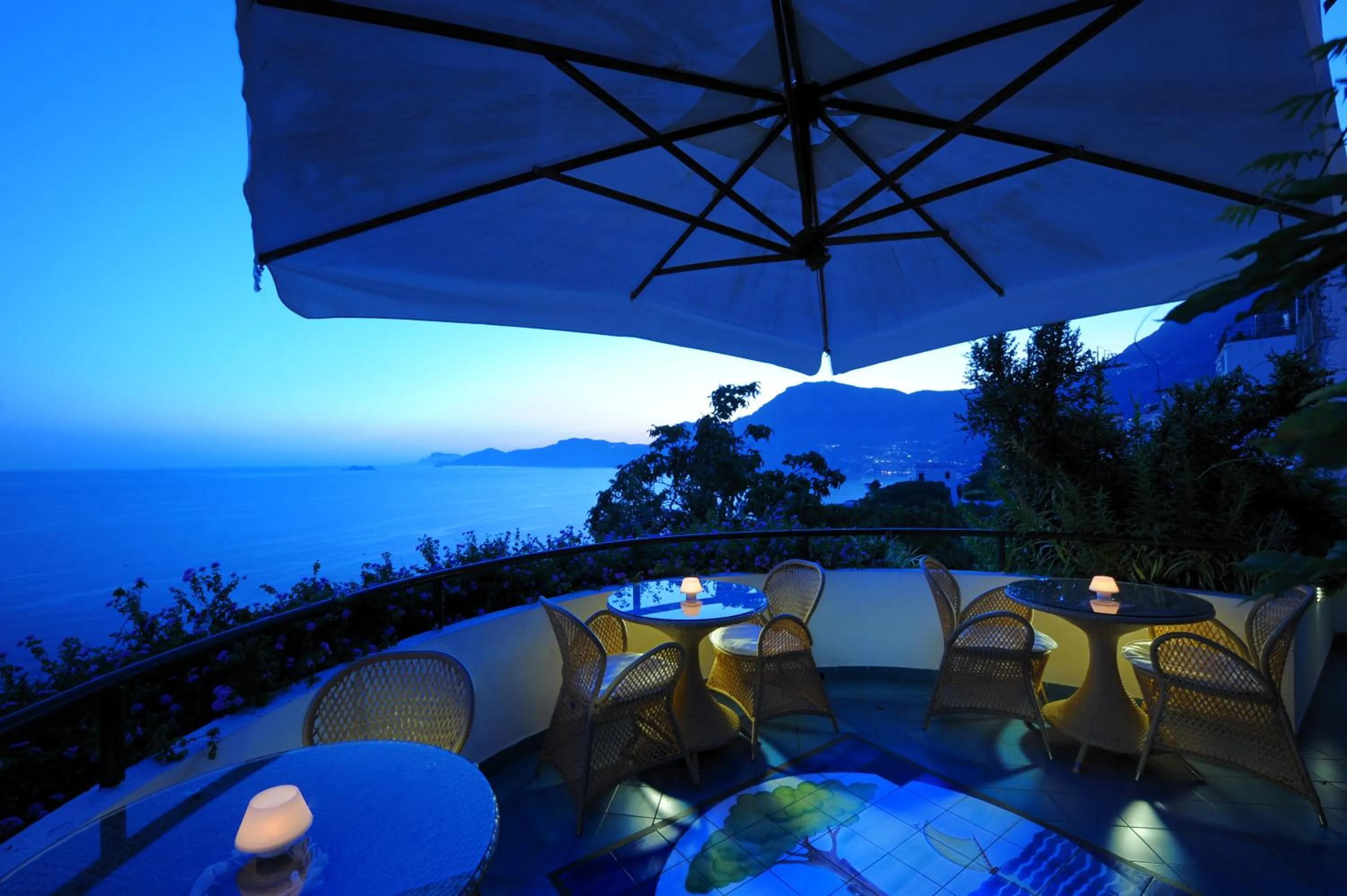 Night in Hotel Il Pino