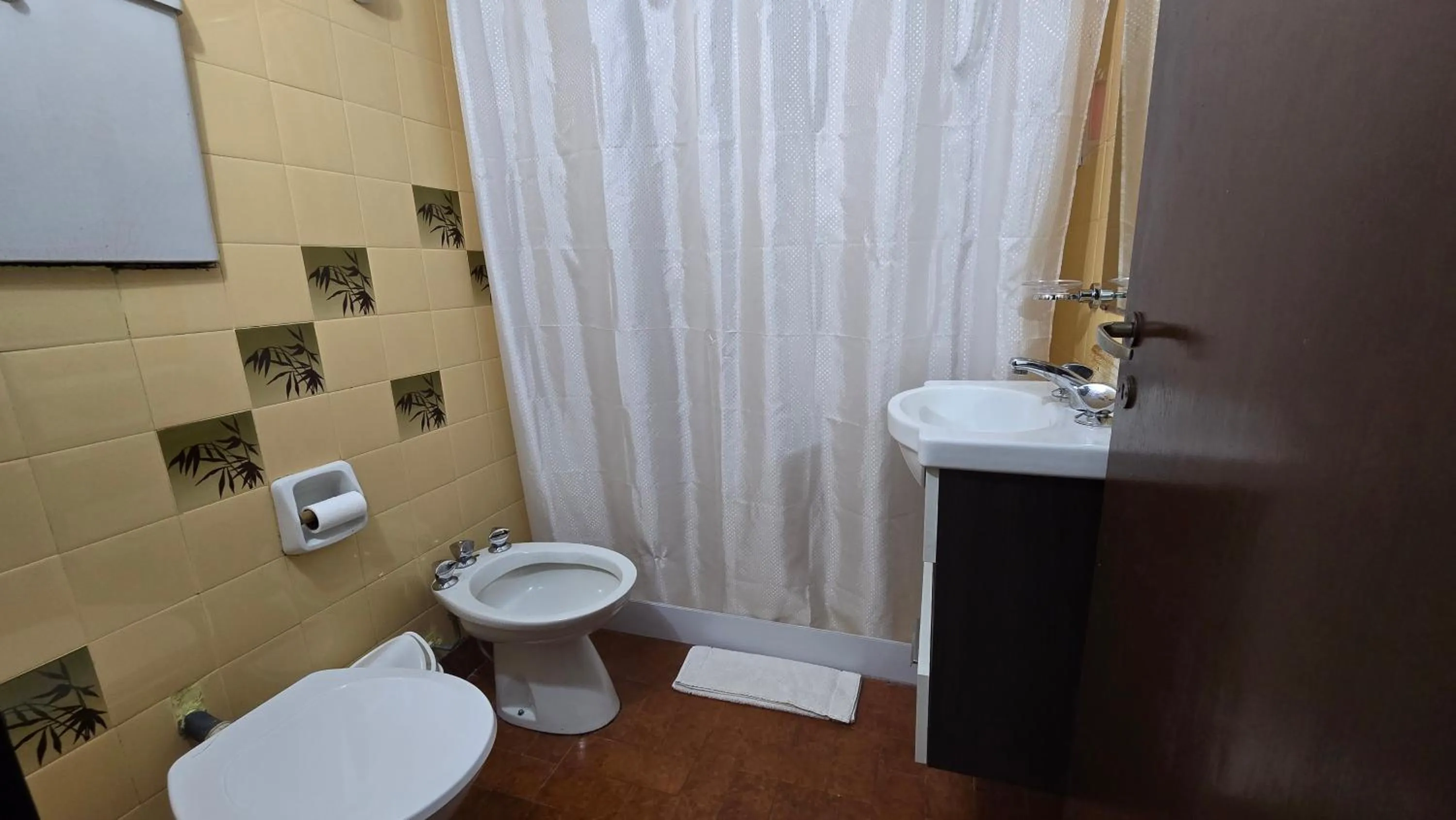 Shower in Hotel Panorama