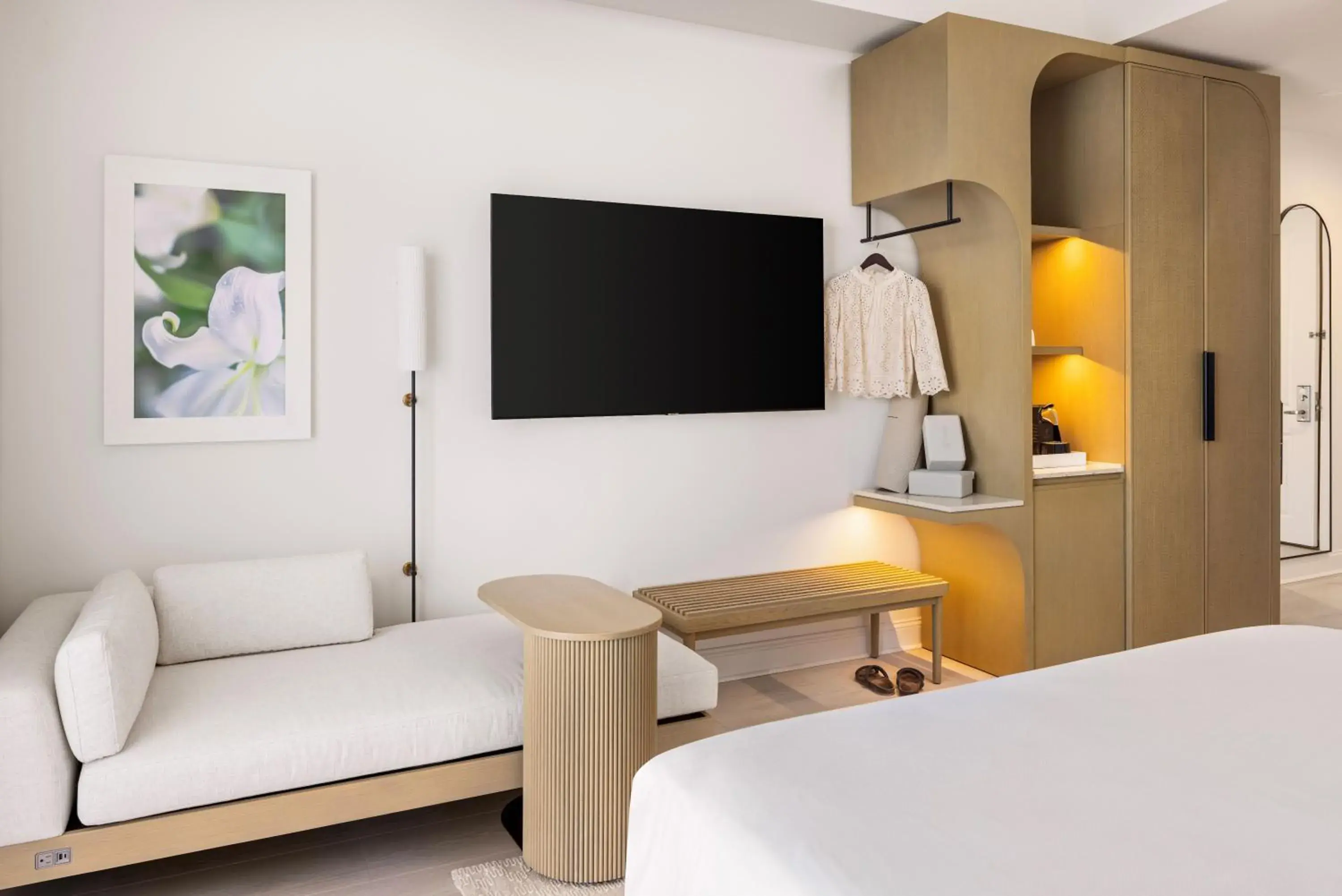 King Room - Disability Access in The Hotel Zamora King Room - Disability Access in The Hotel Zamora