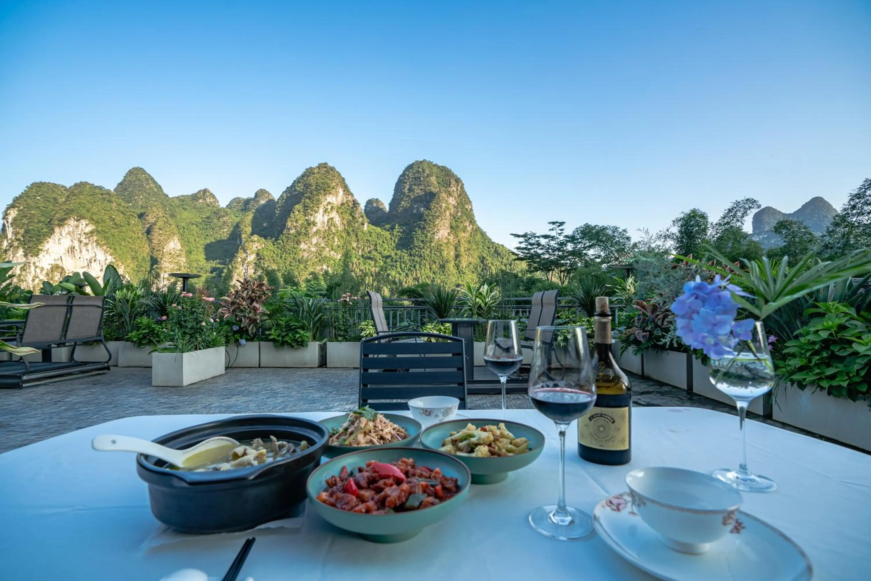 Dinner in Yangshuo Mountain River Ballad Hotel - Free Yangshuo Train Station Pick Up and Drop Off