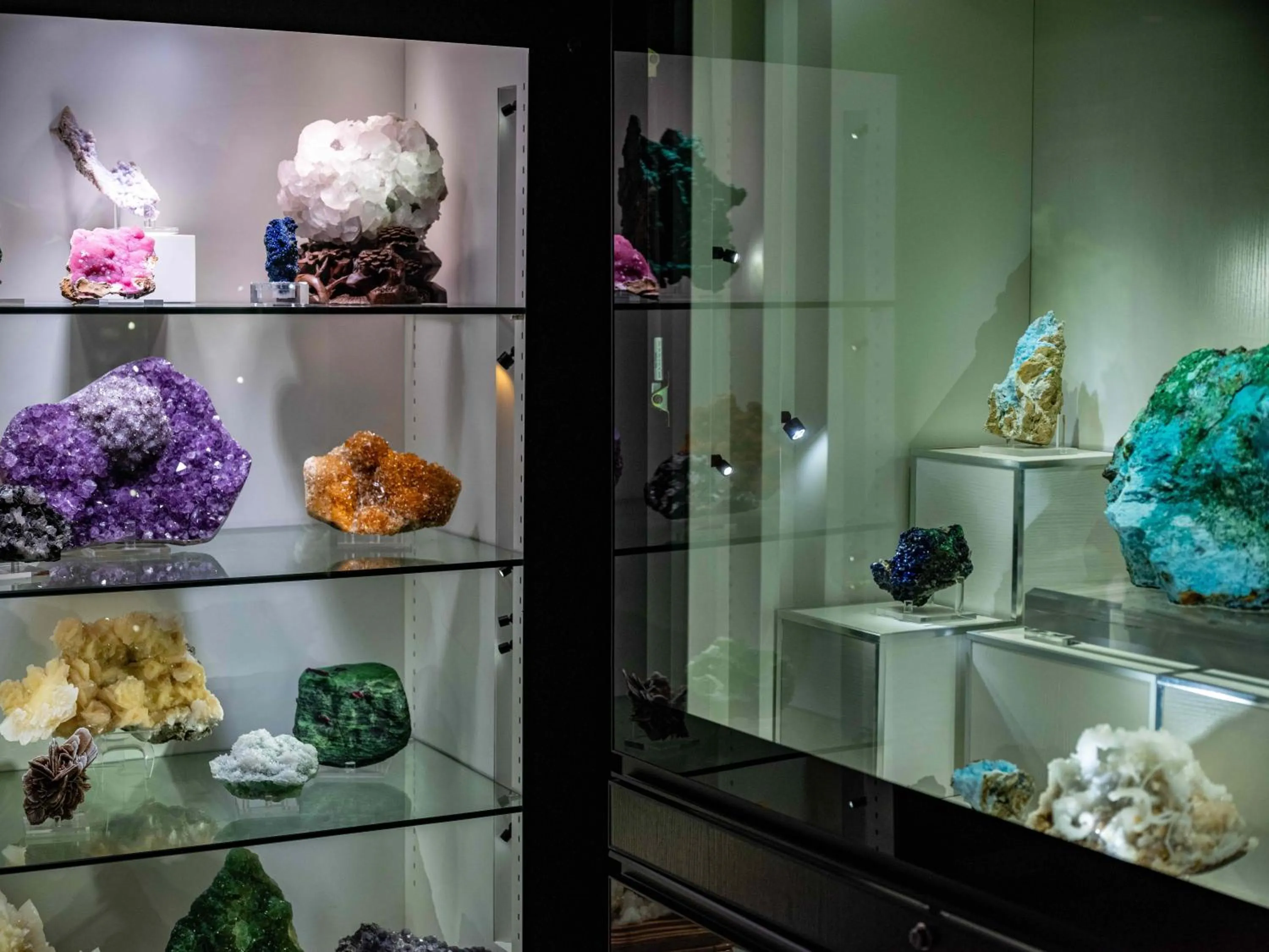 On site in Yangshuo Mountain River Ballad Hotel - Free Yangshuo Train Station Pick Up and Drop Off