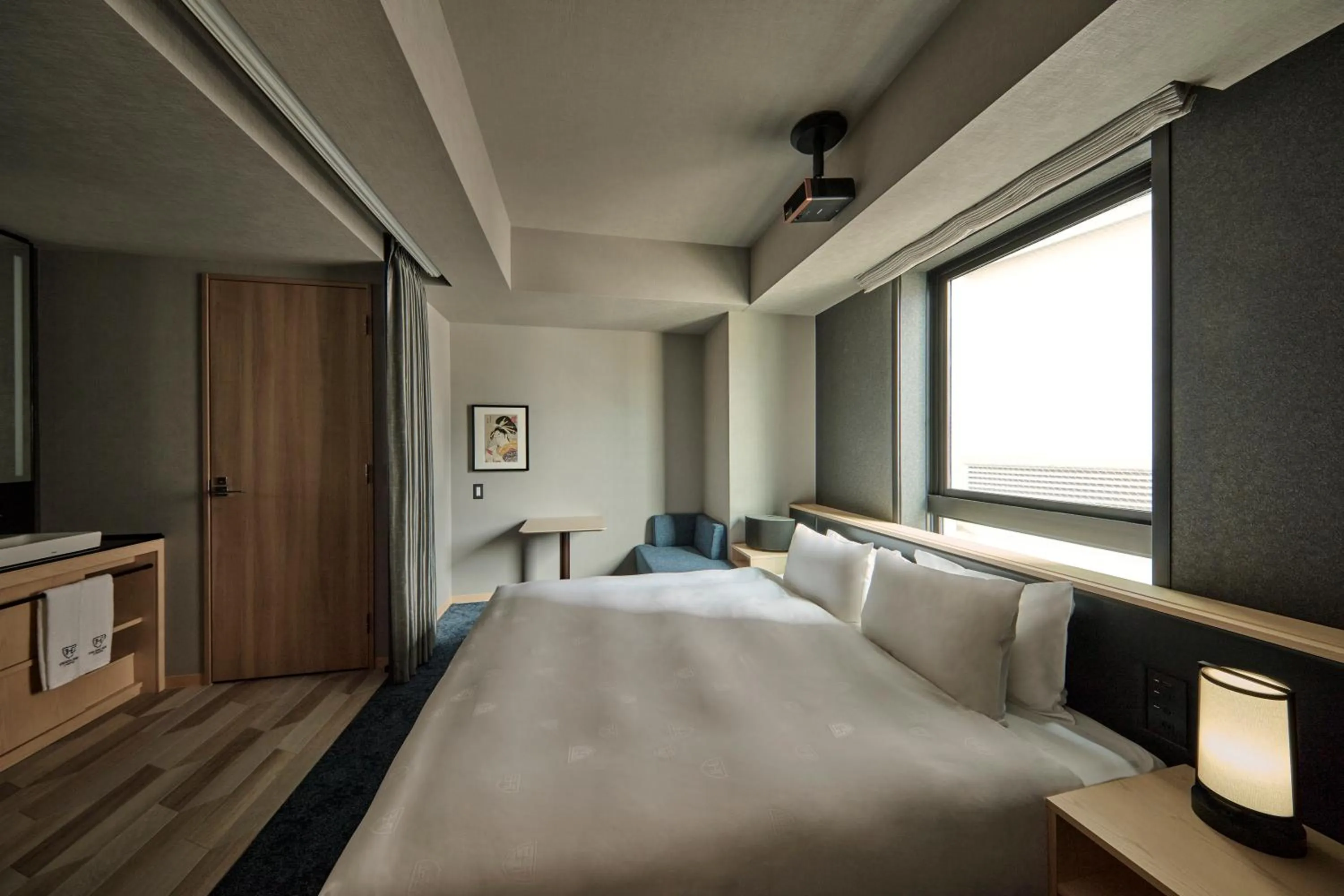 Bedroom, Bed in The Royal Park Canvas Ginza Corridor