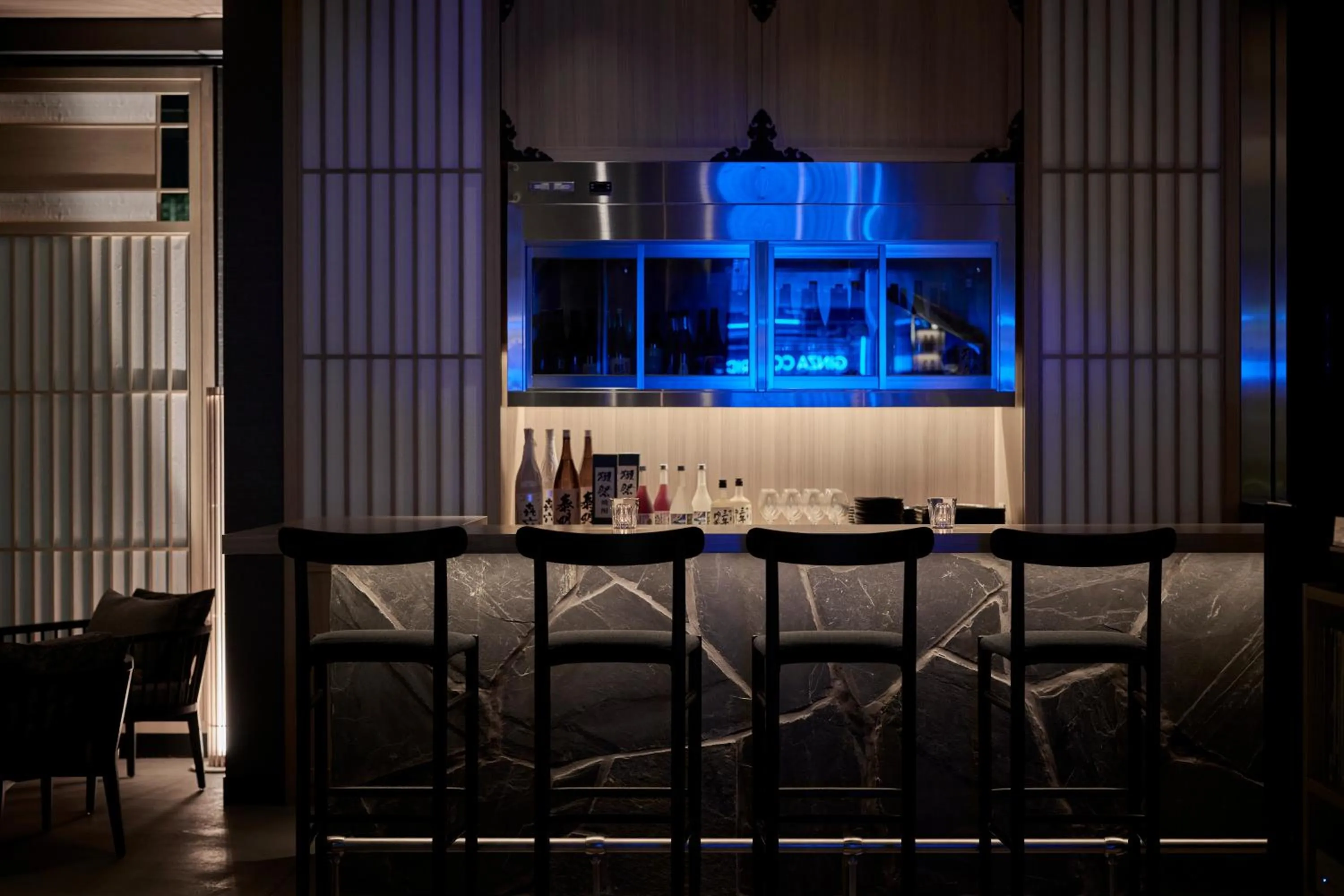 Lounge or bar in The Royal Park Canvas Ginza Corridor