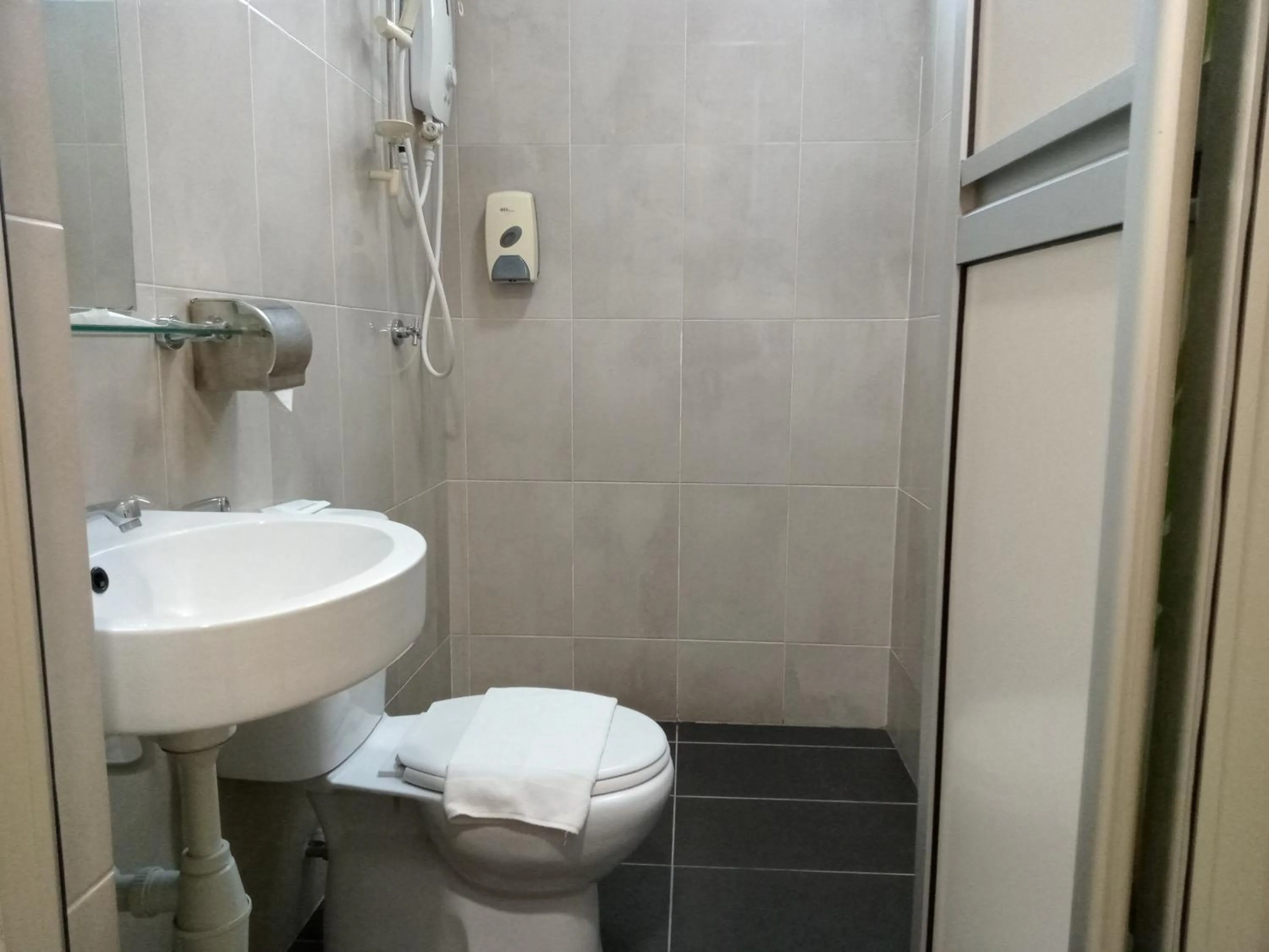 Bathroom in AVENUE BANGI HOTEL