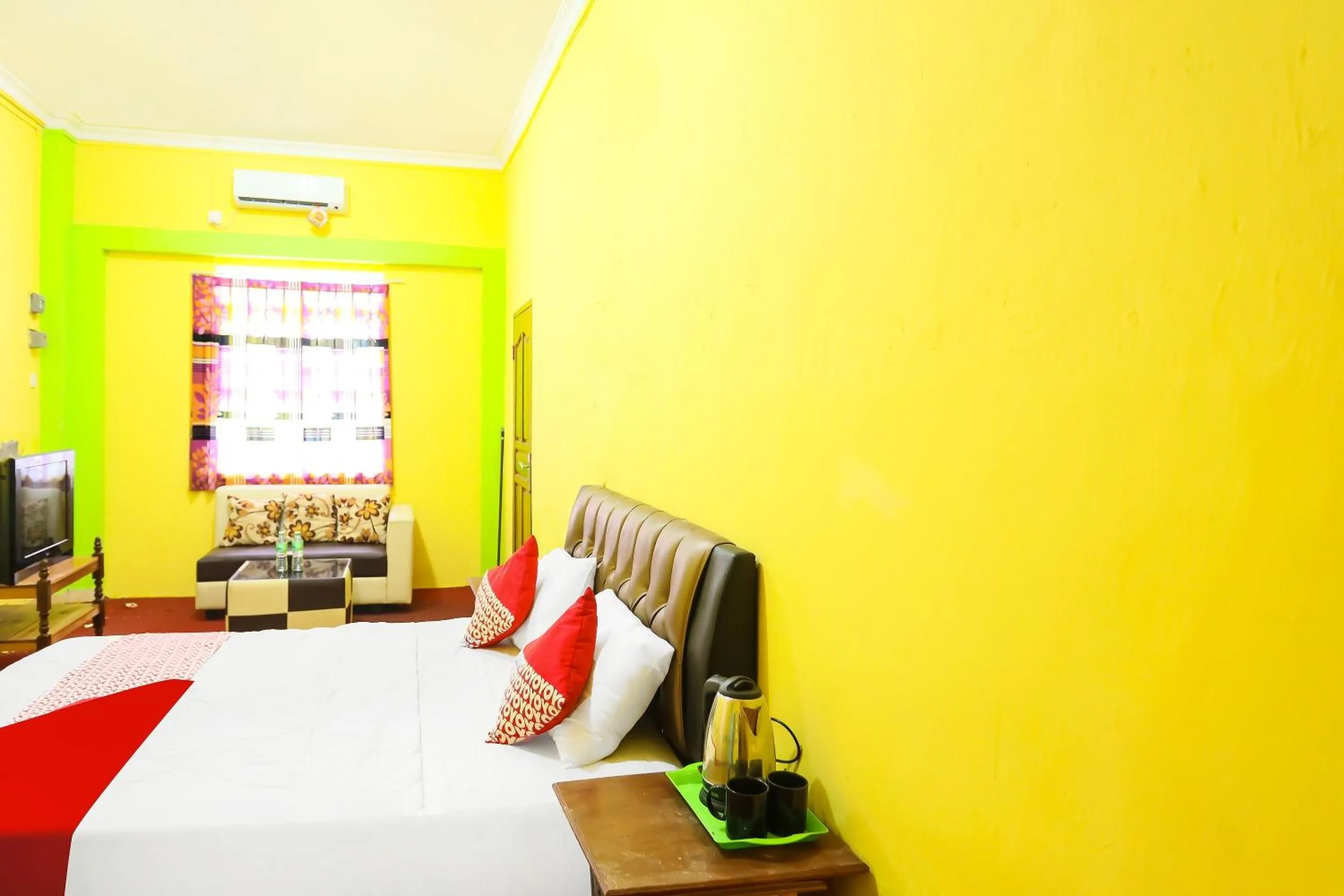 Bedroom, Bed in Hotel O Penginapan Sulthan Penyengat Syariah