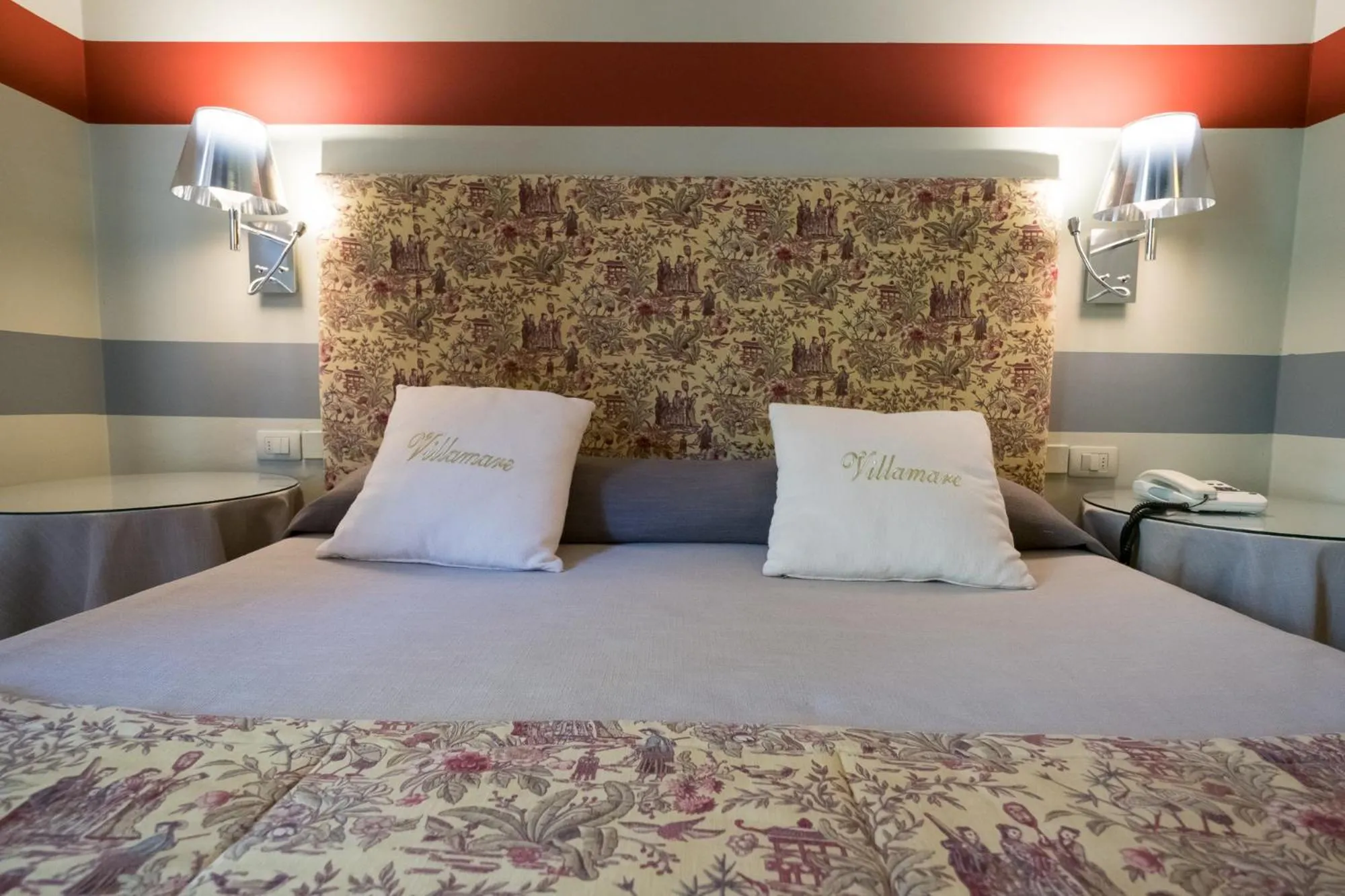 Bed in Hotel Villamare