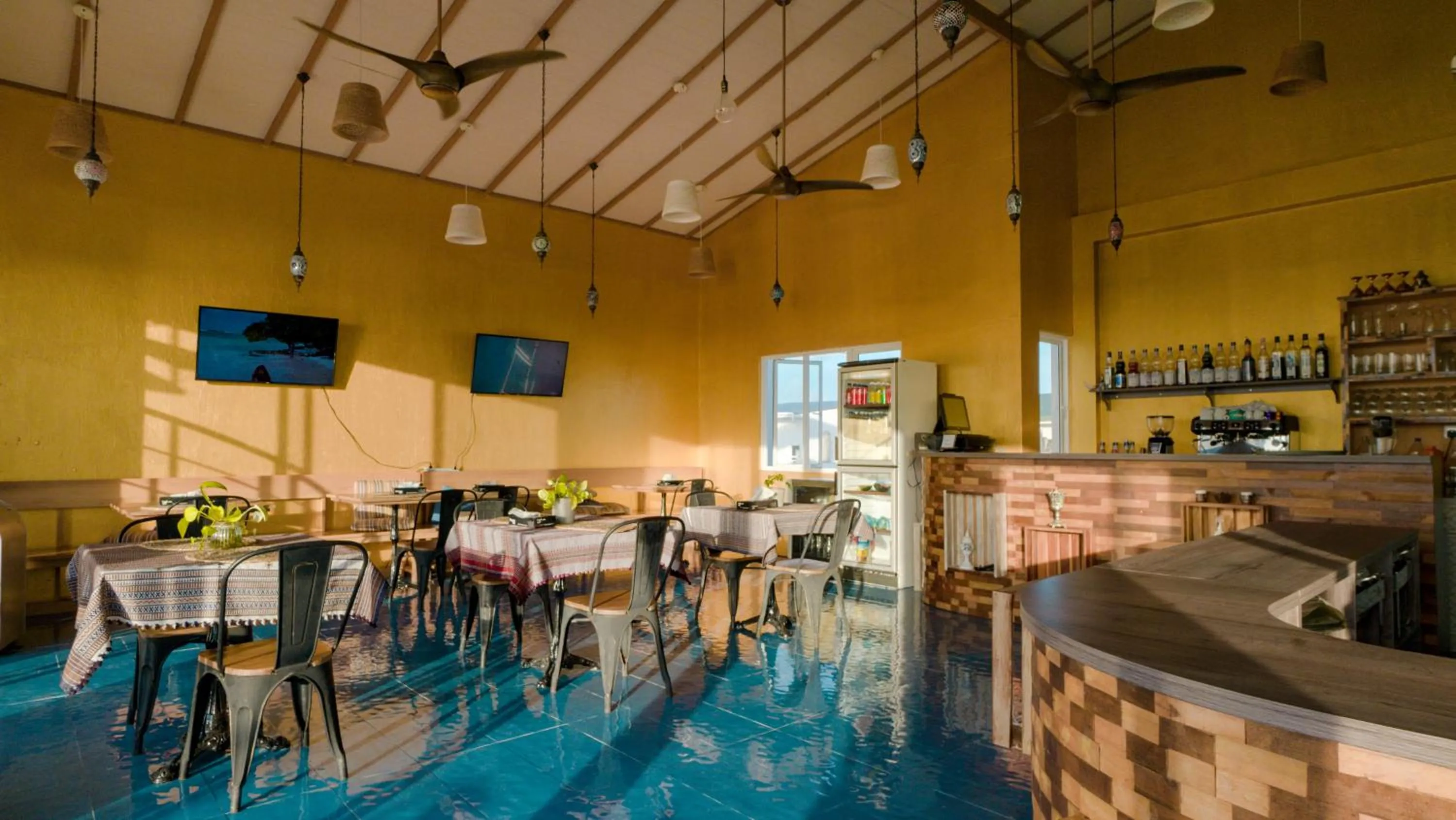 Restaurant/places to eat in Lea Spa Hotel