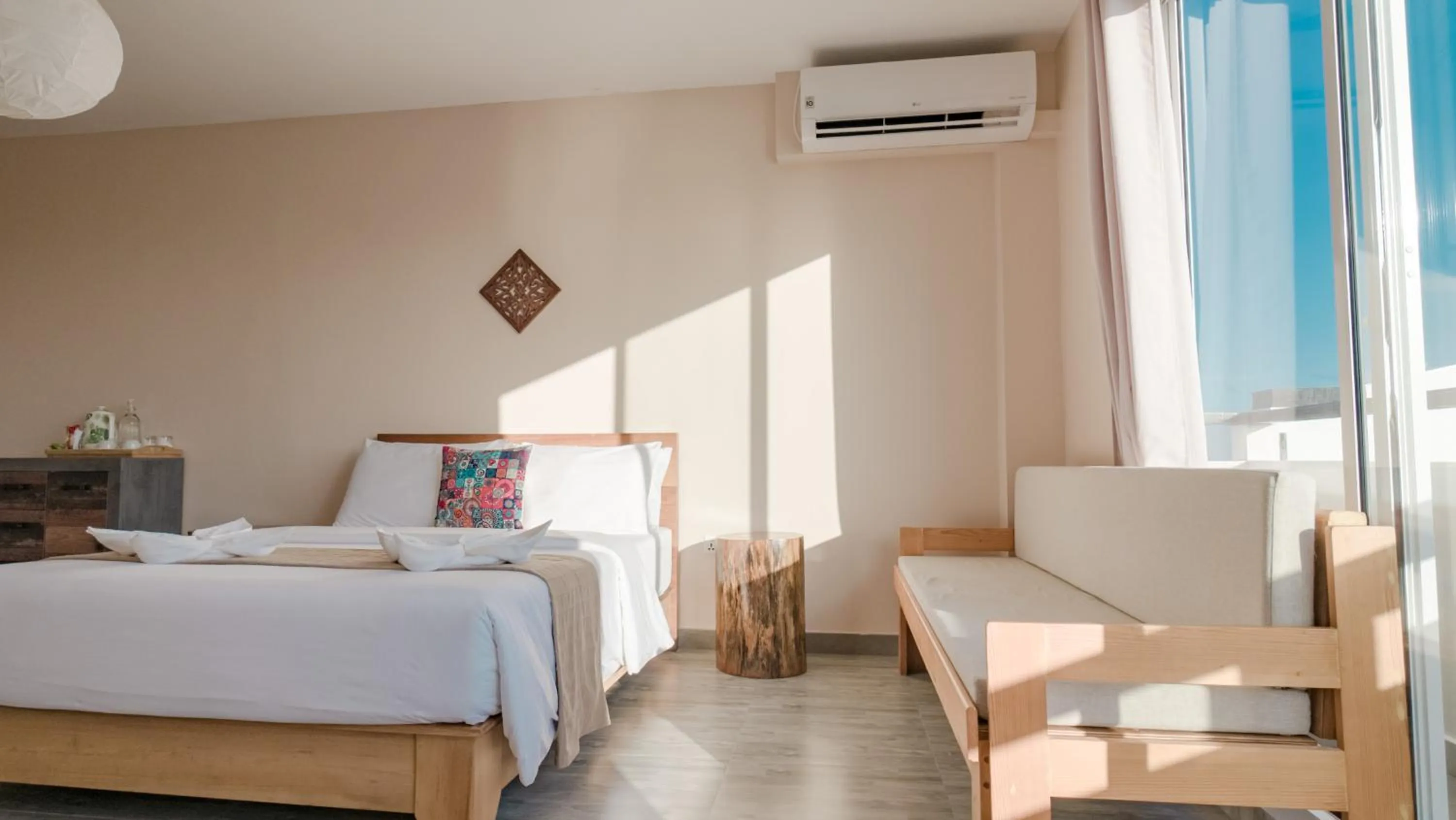 Bed in Lea Spa Hotel