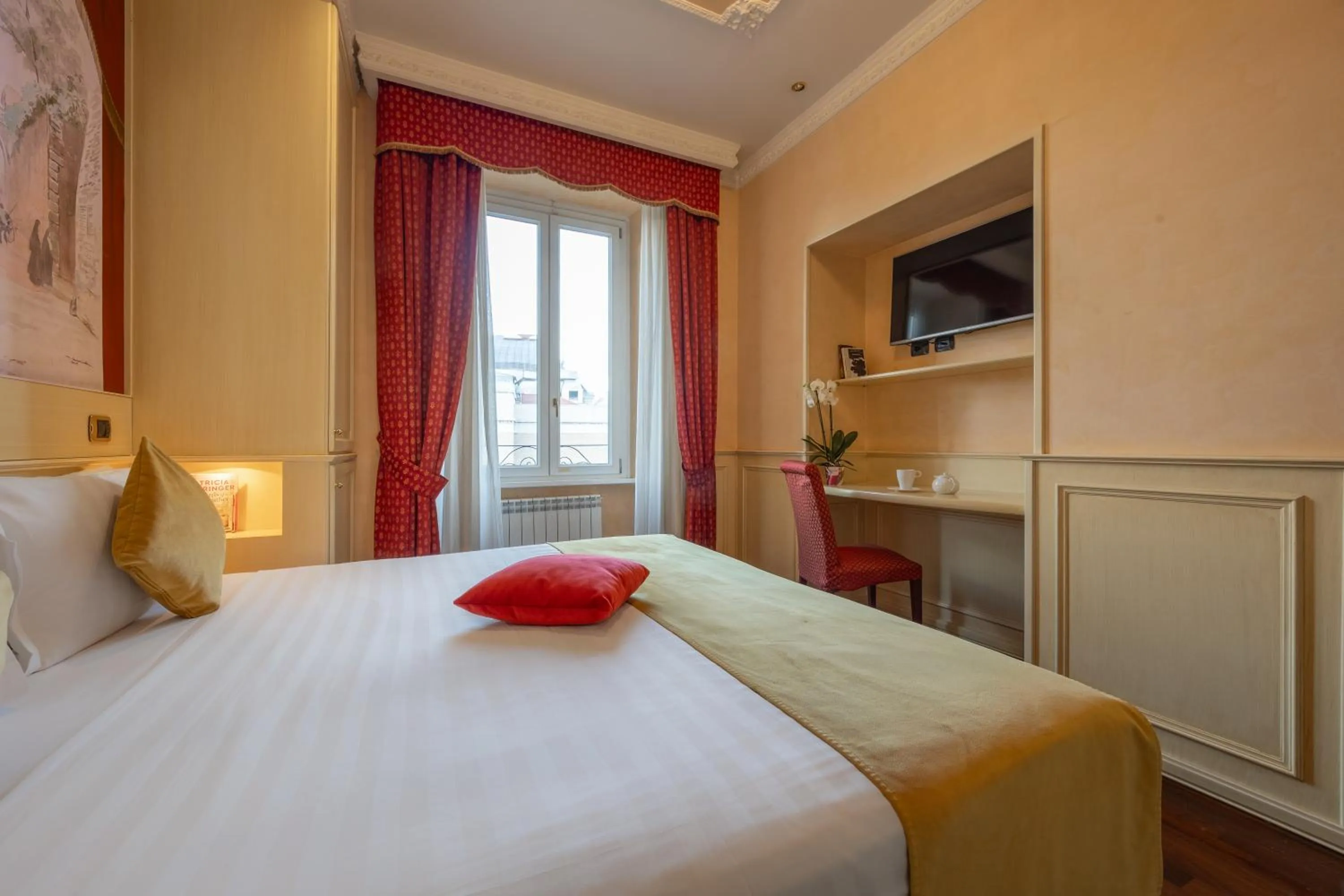 Bedroom, Bed in Al Viminale Hill Inn & Hotel