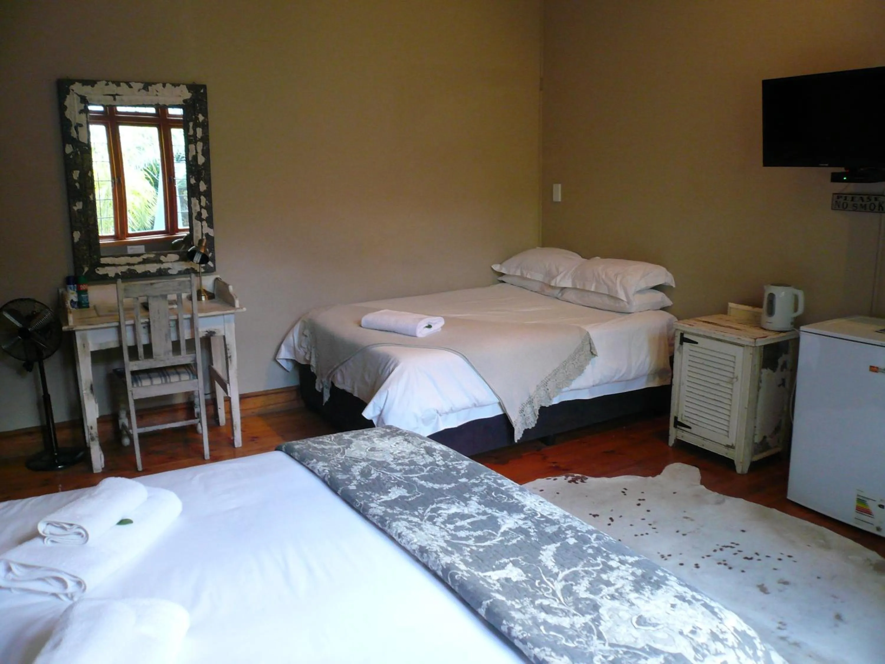 Bedroom, Bed in Die Herehuis