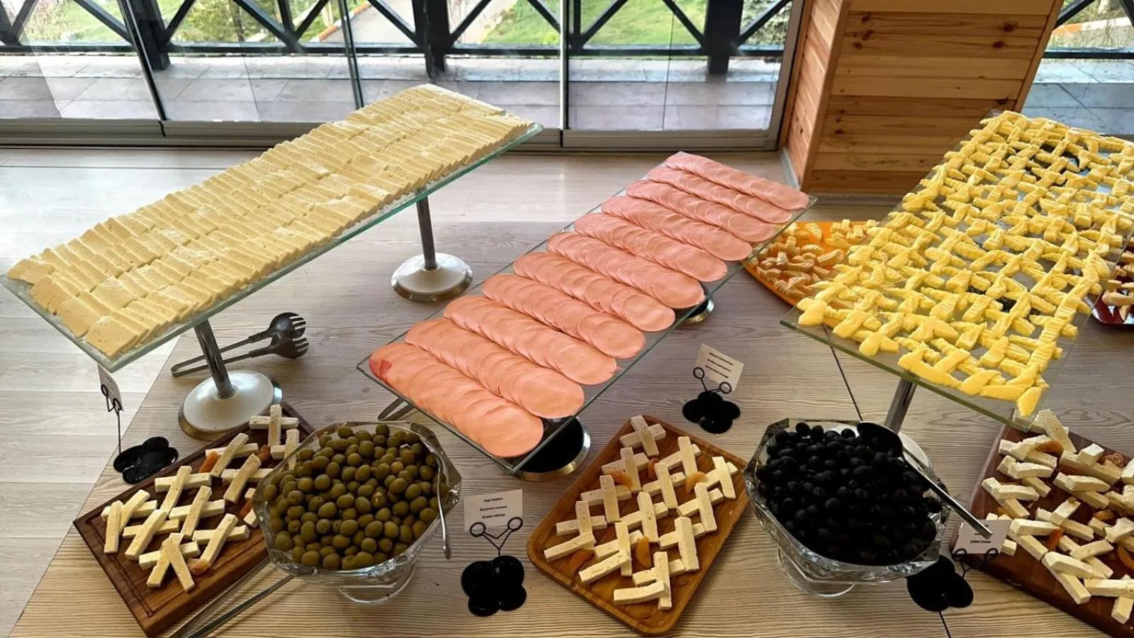 Restaurant/places to eat in Deluxe Park Qusar Resort & Spa Hotel