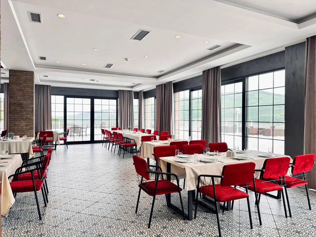 Restaurant/places to eat in Deluxe Park Qusar Resort & Spa Hotel