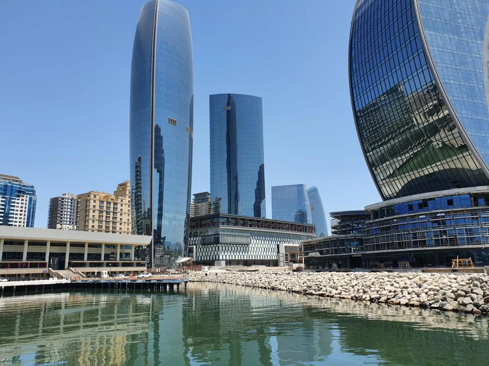 Property building in Marine Inn Hotel Baku