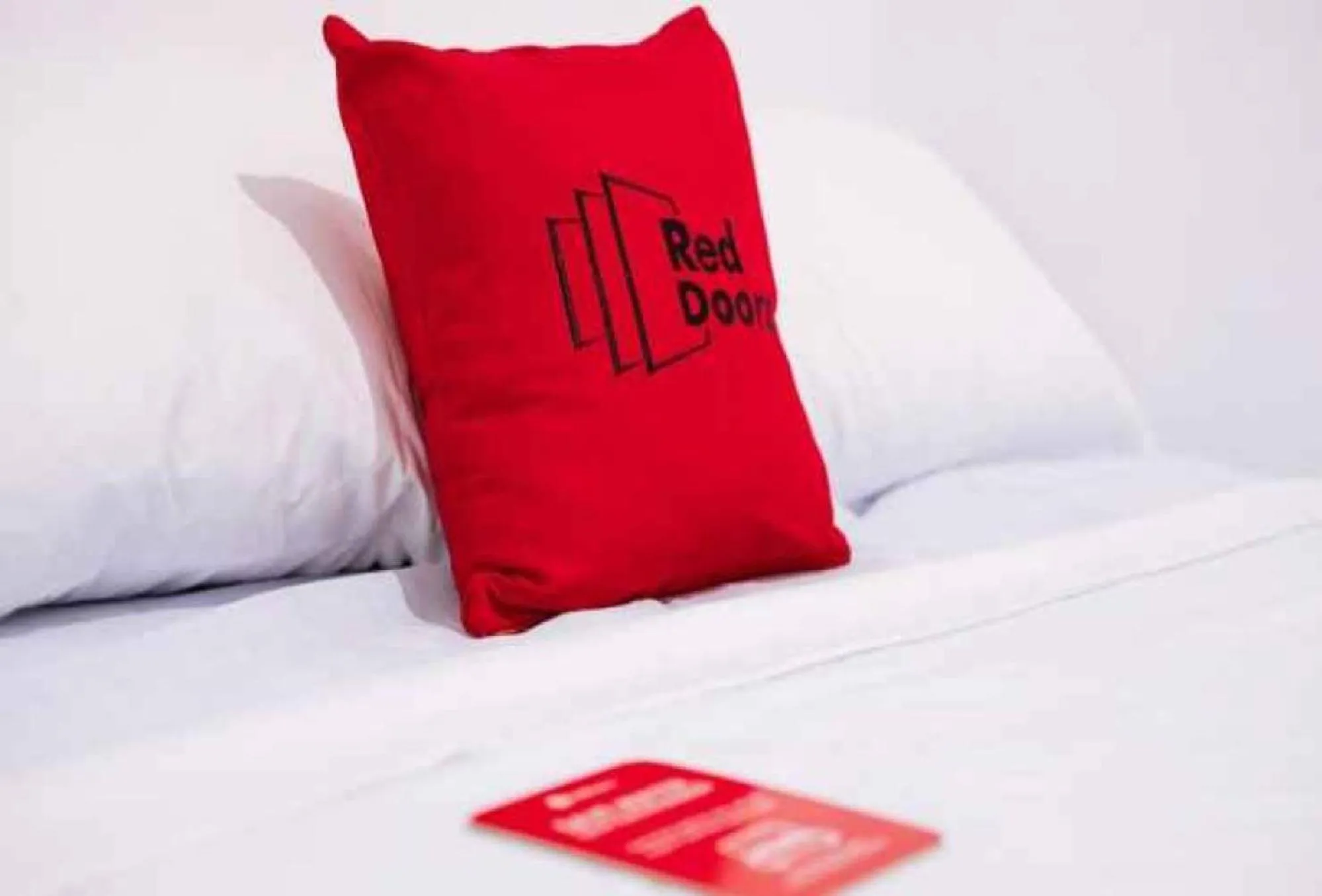 Bed in RedDoorz Hostel at Baguio Tourist Cabin