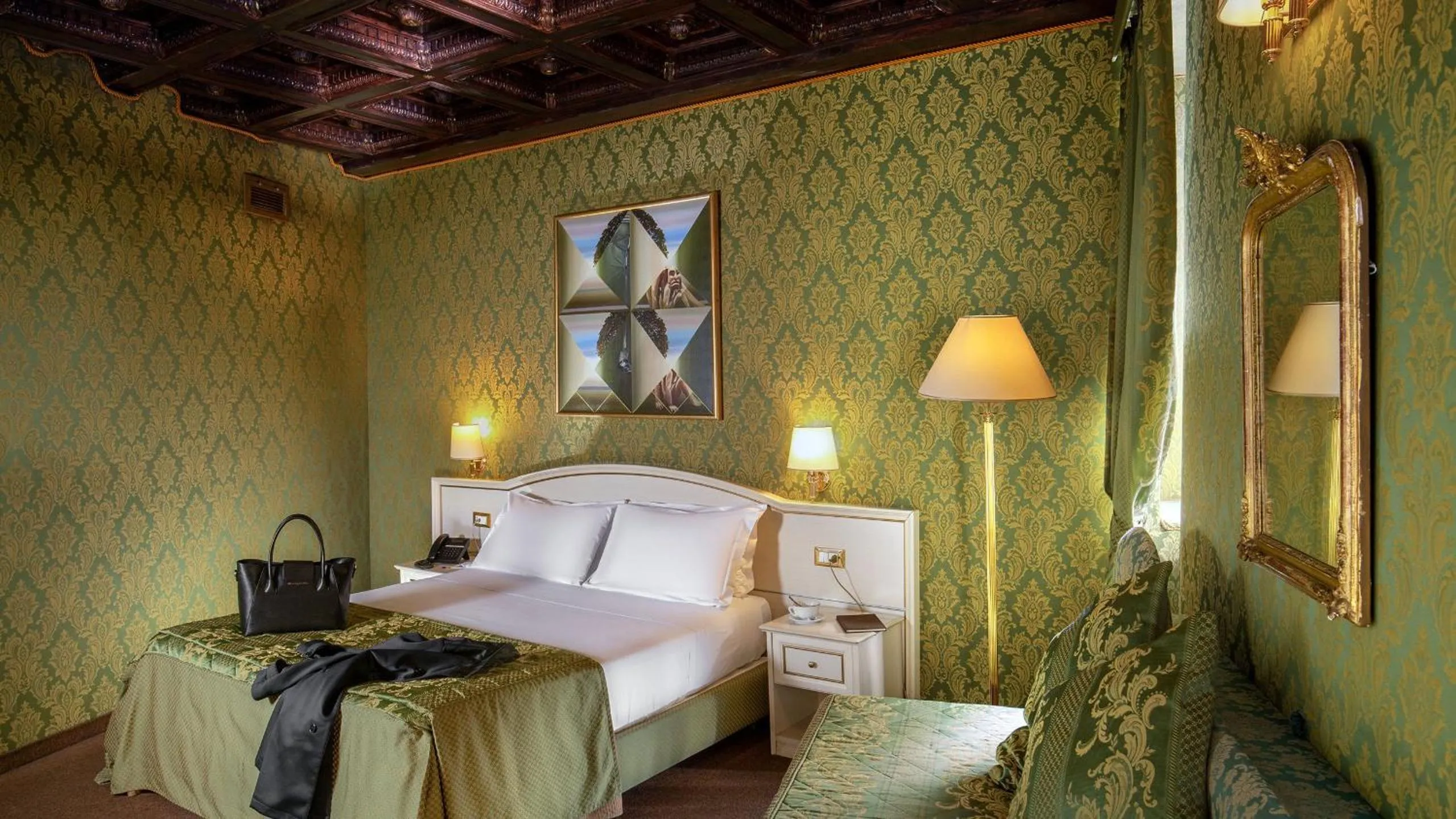 Bed in Residenza Canova Tadolini - Guesthouse