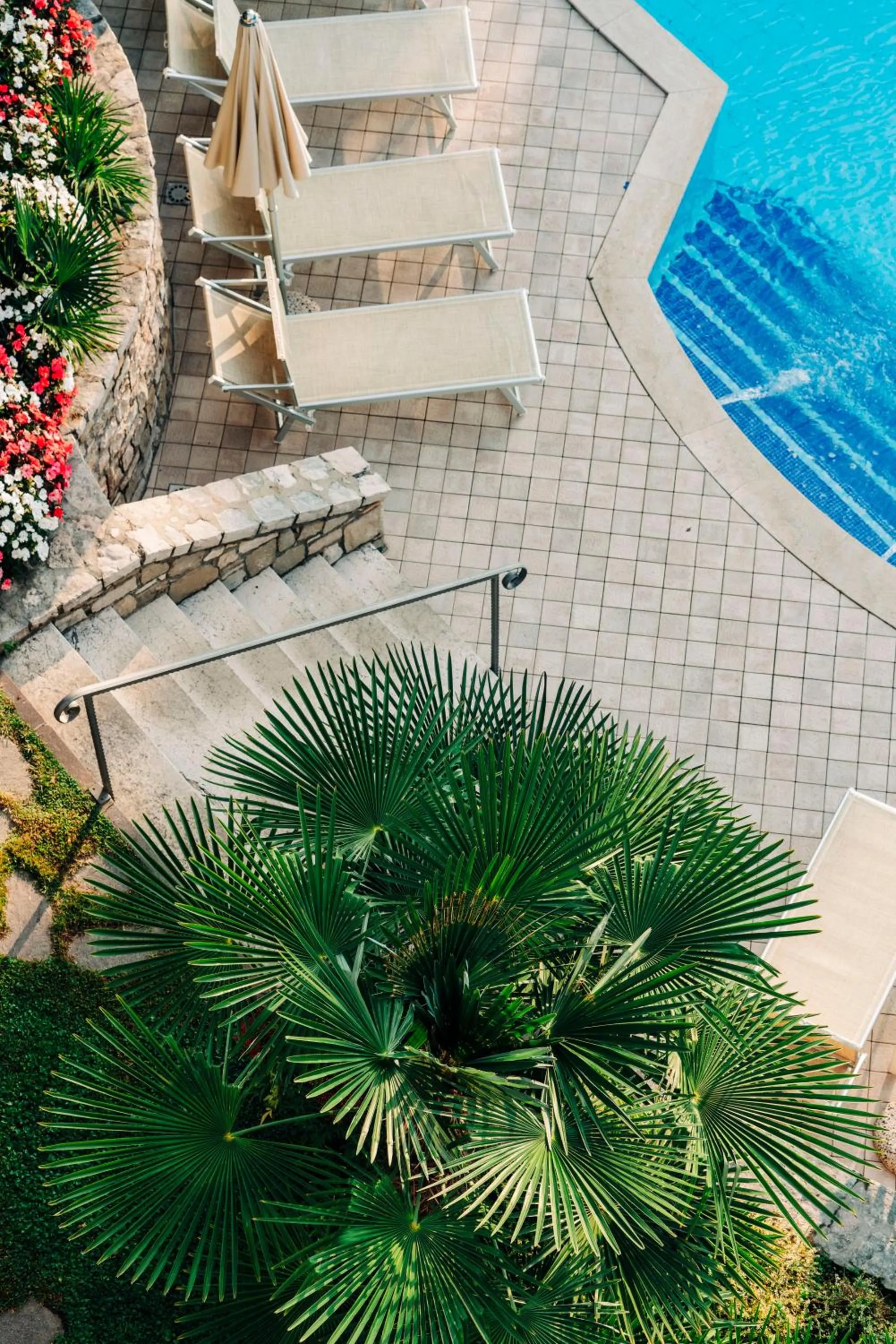 Swimming pool in Villa Sofia Hotel