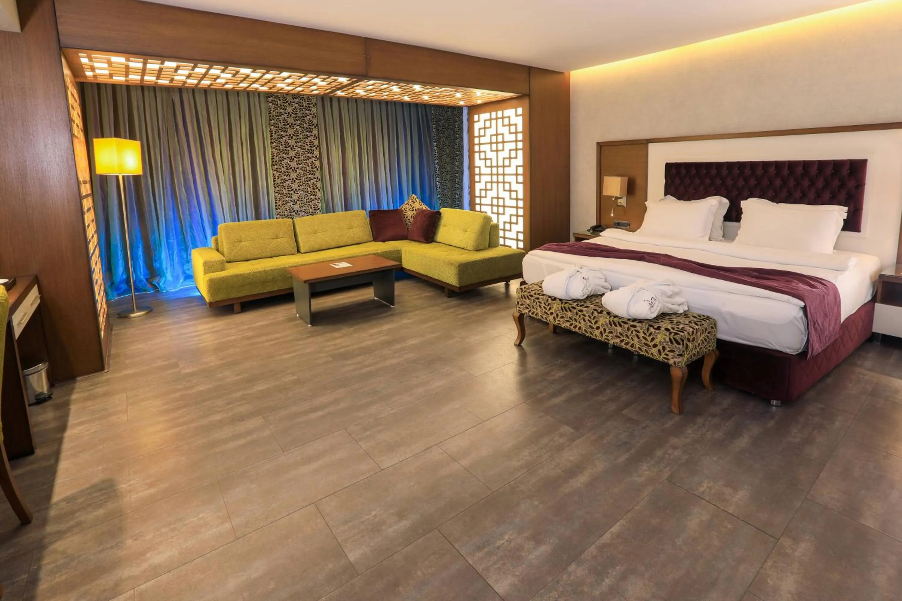 Photo of the whole room, Bed in Sirin Park Hotel