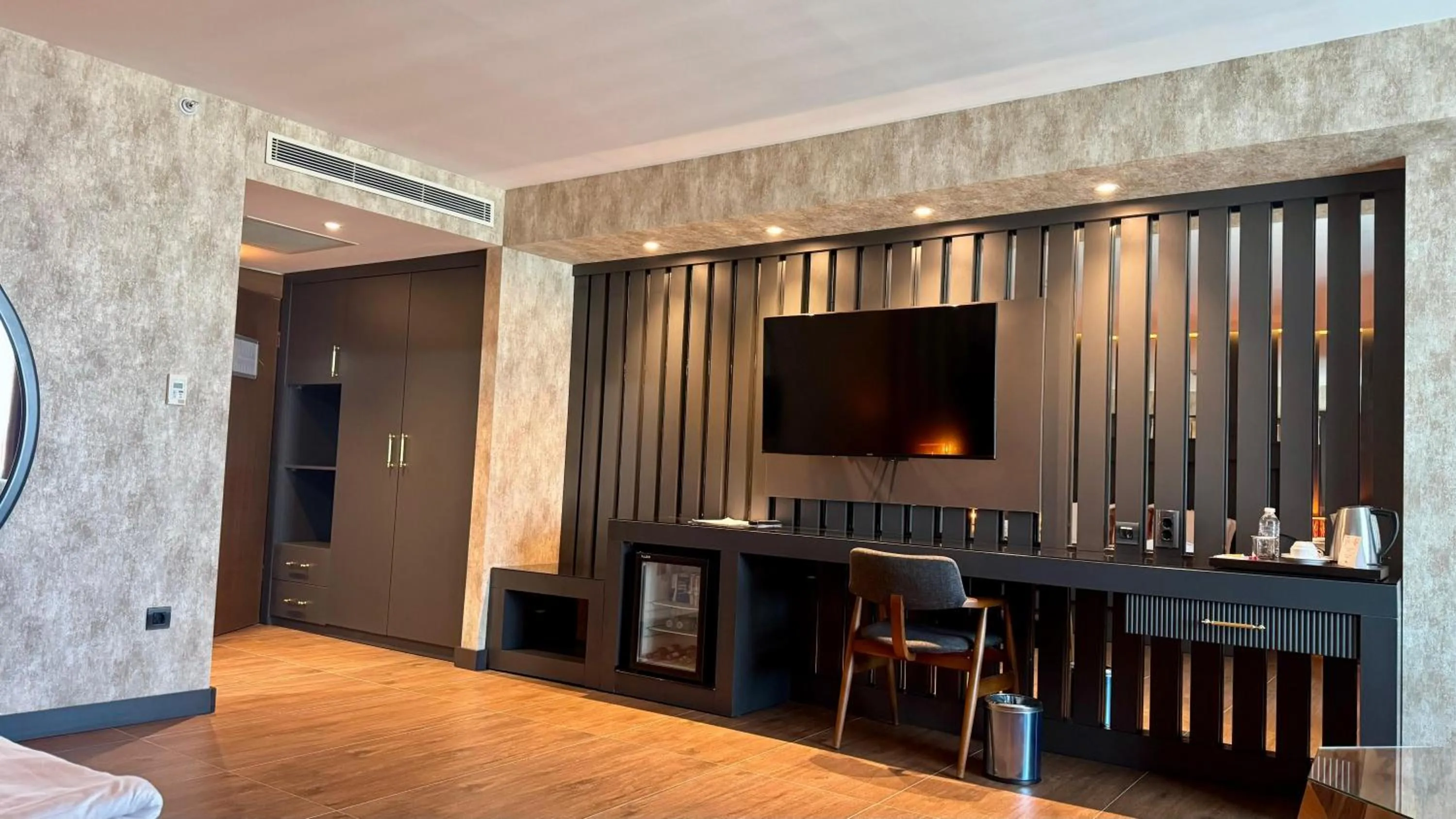 TV and multimedia in Sirin Park Hotel