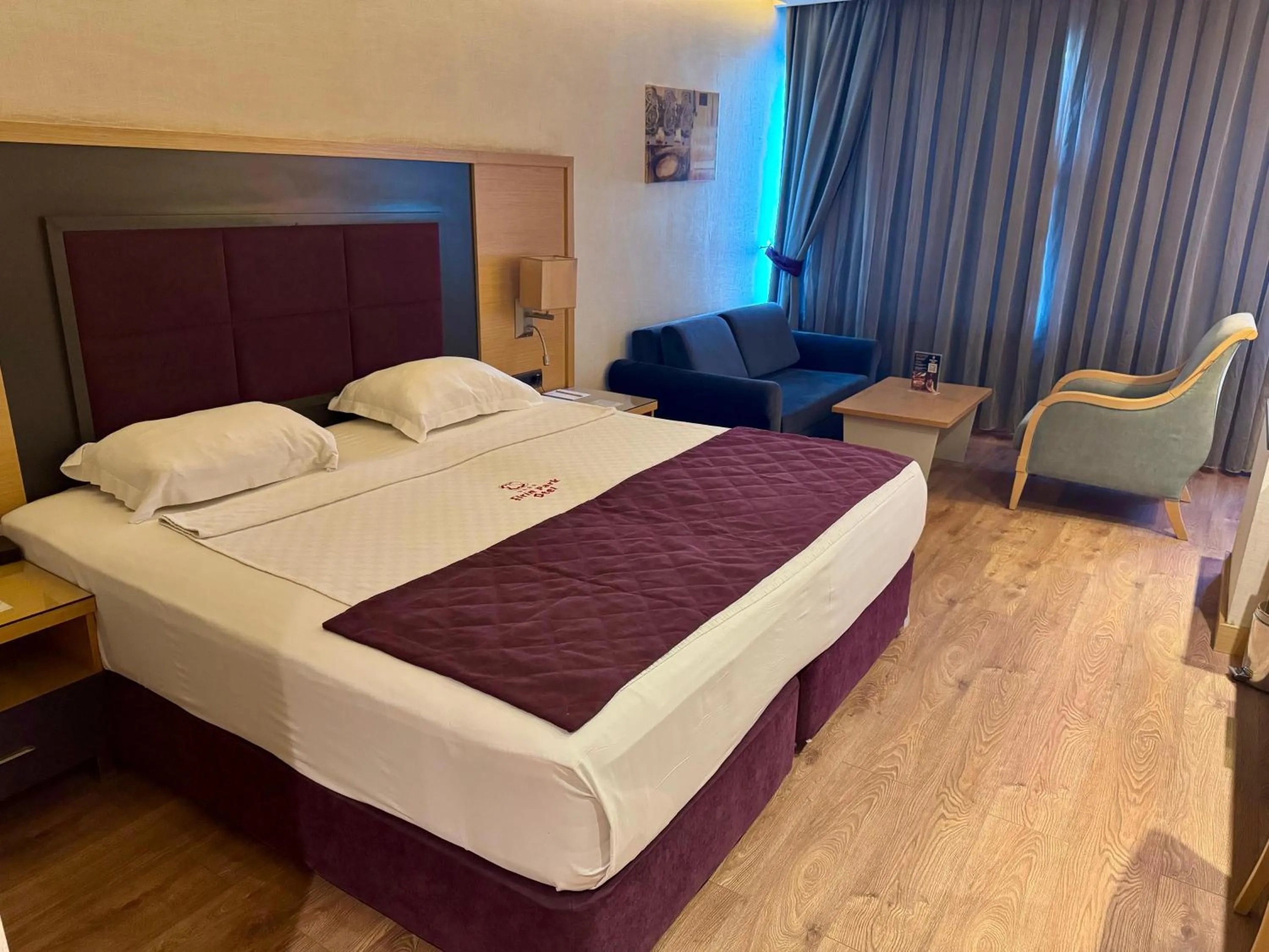 Bed in Sirin Park Hotel