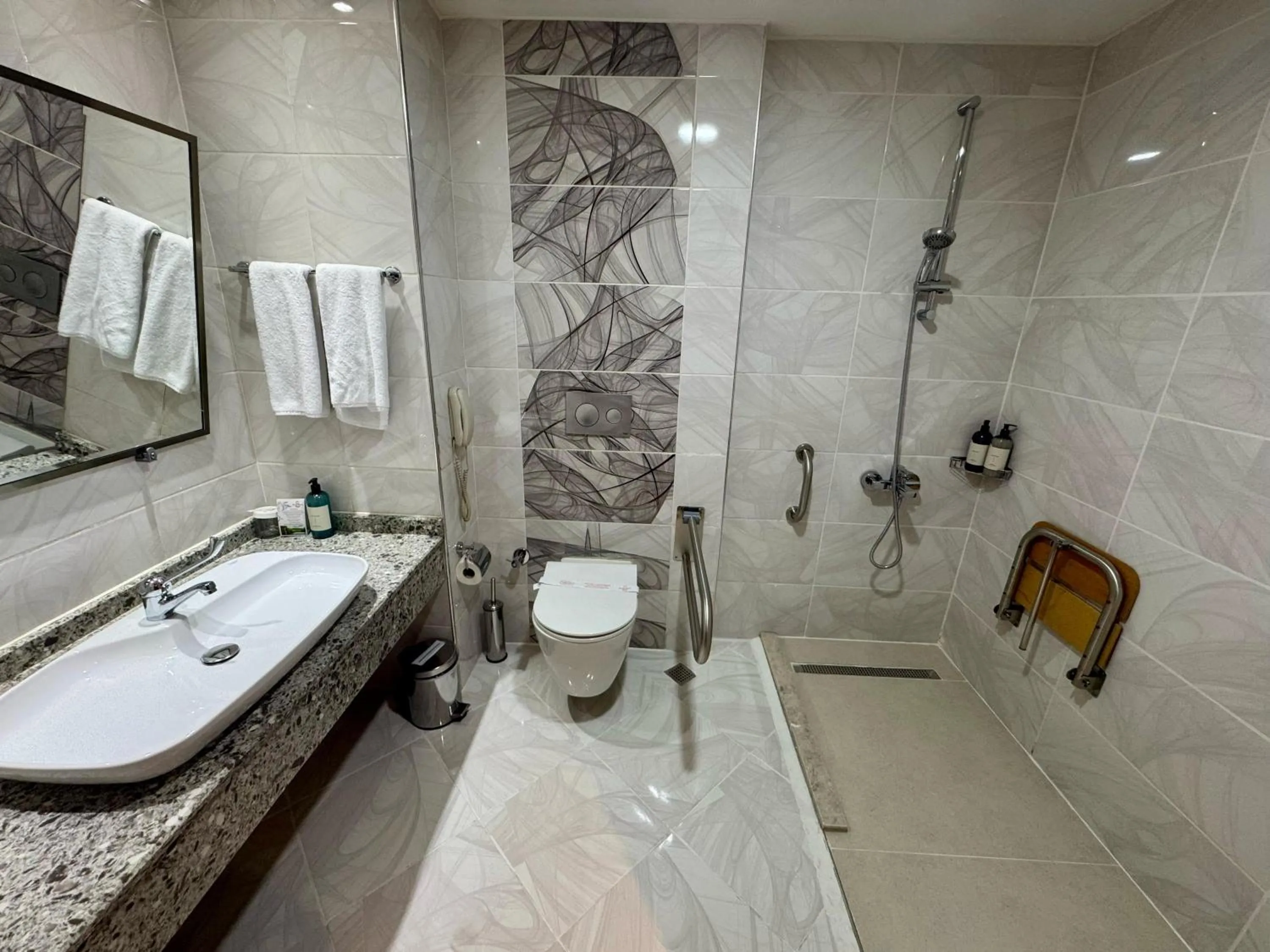 Bathroom in Sirin Park Hotel