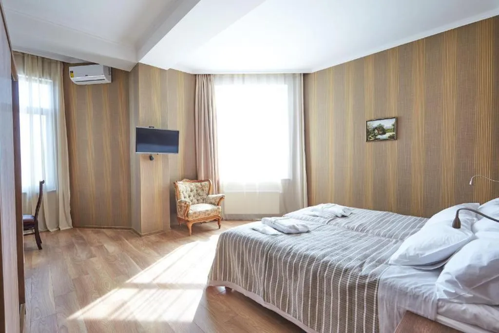 Bedroom in The Hilltop Skyline Hotel