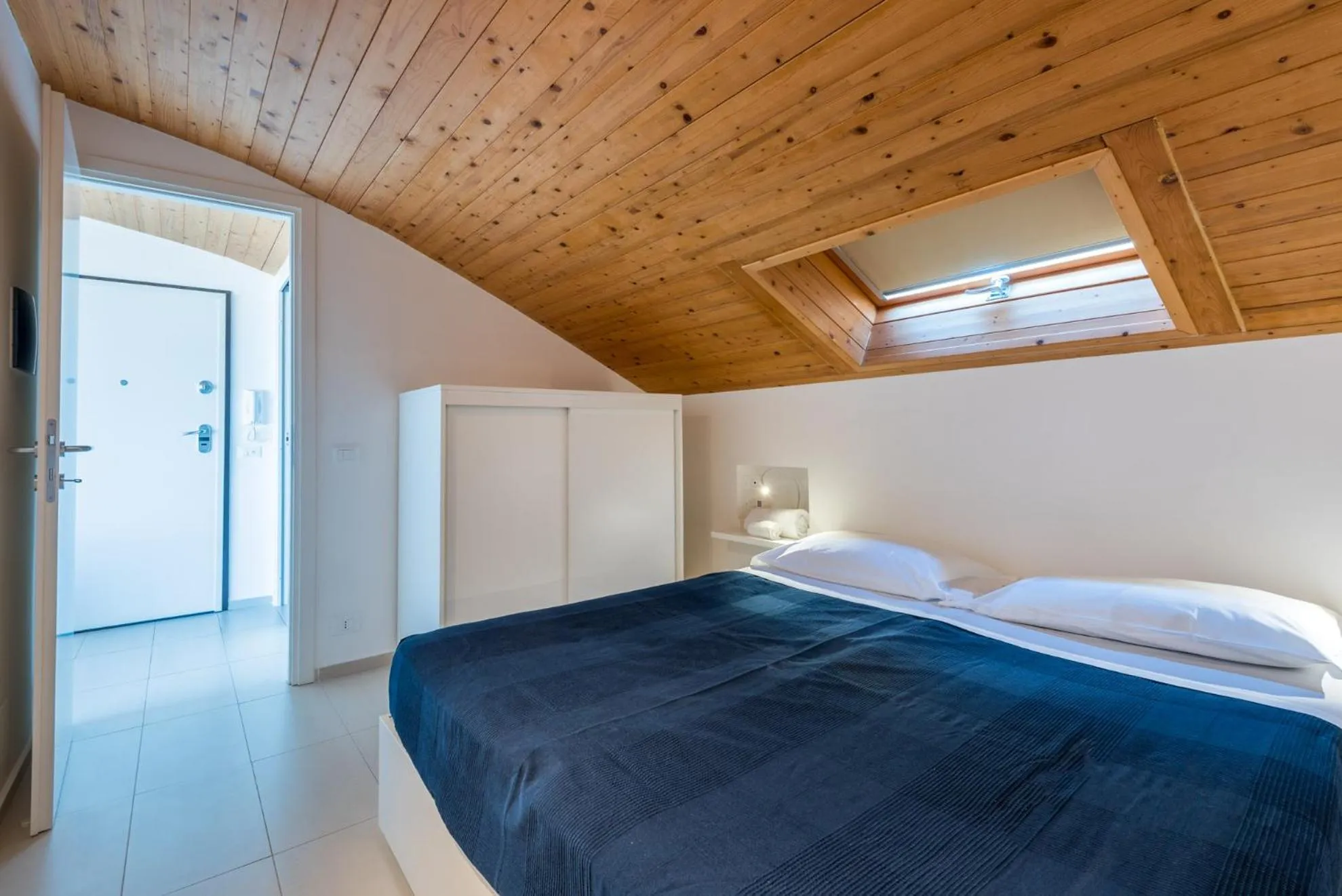 Bedroom, Bed in Appartamenti Sud Est