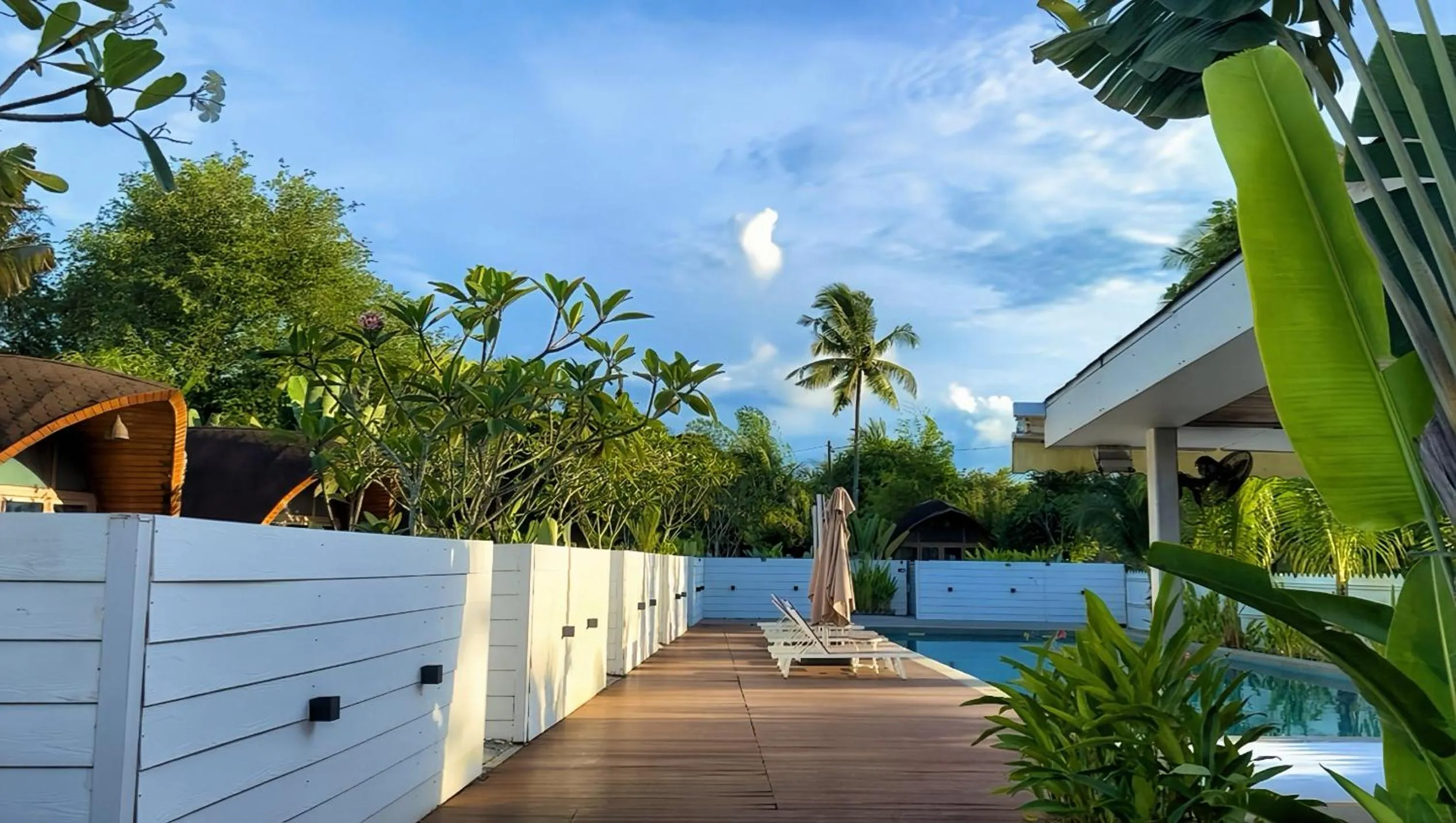 Swimming pool in Found Mansion