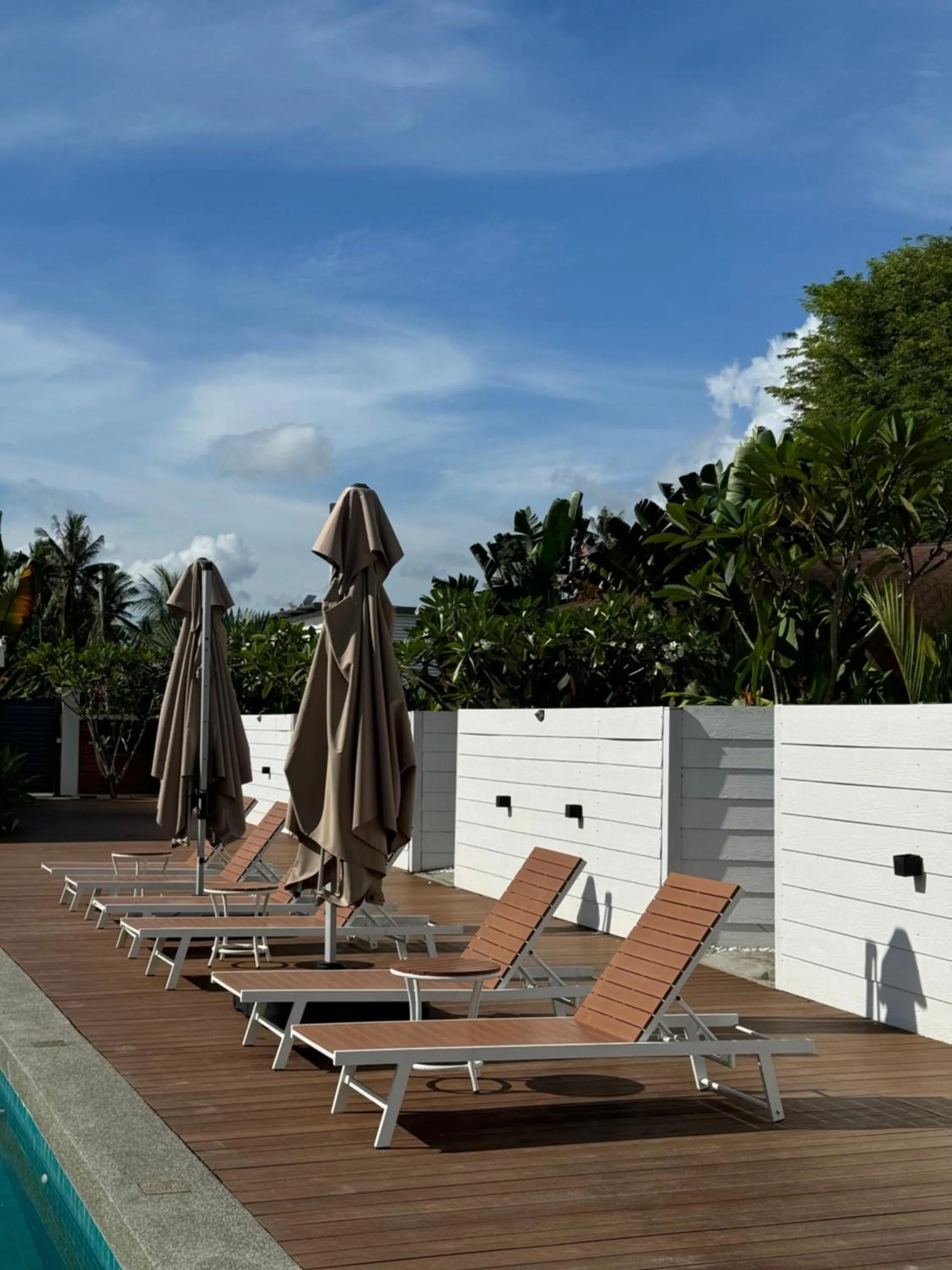 Swimming pool in Found Mansion