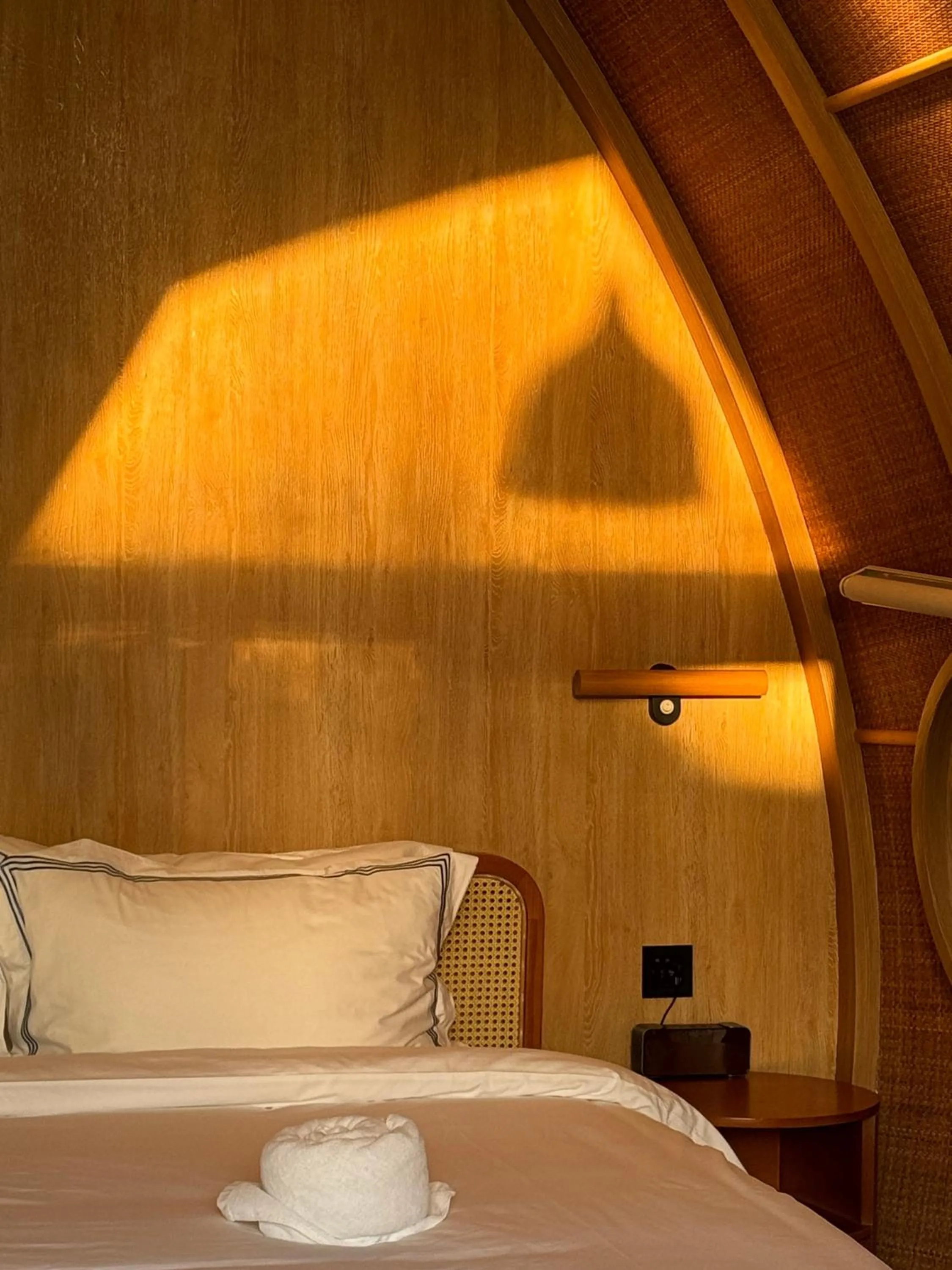 View (from property/room), Bed in Found Mansion