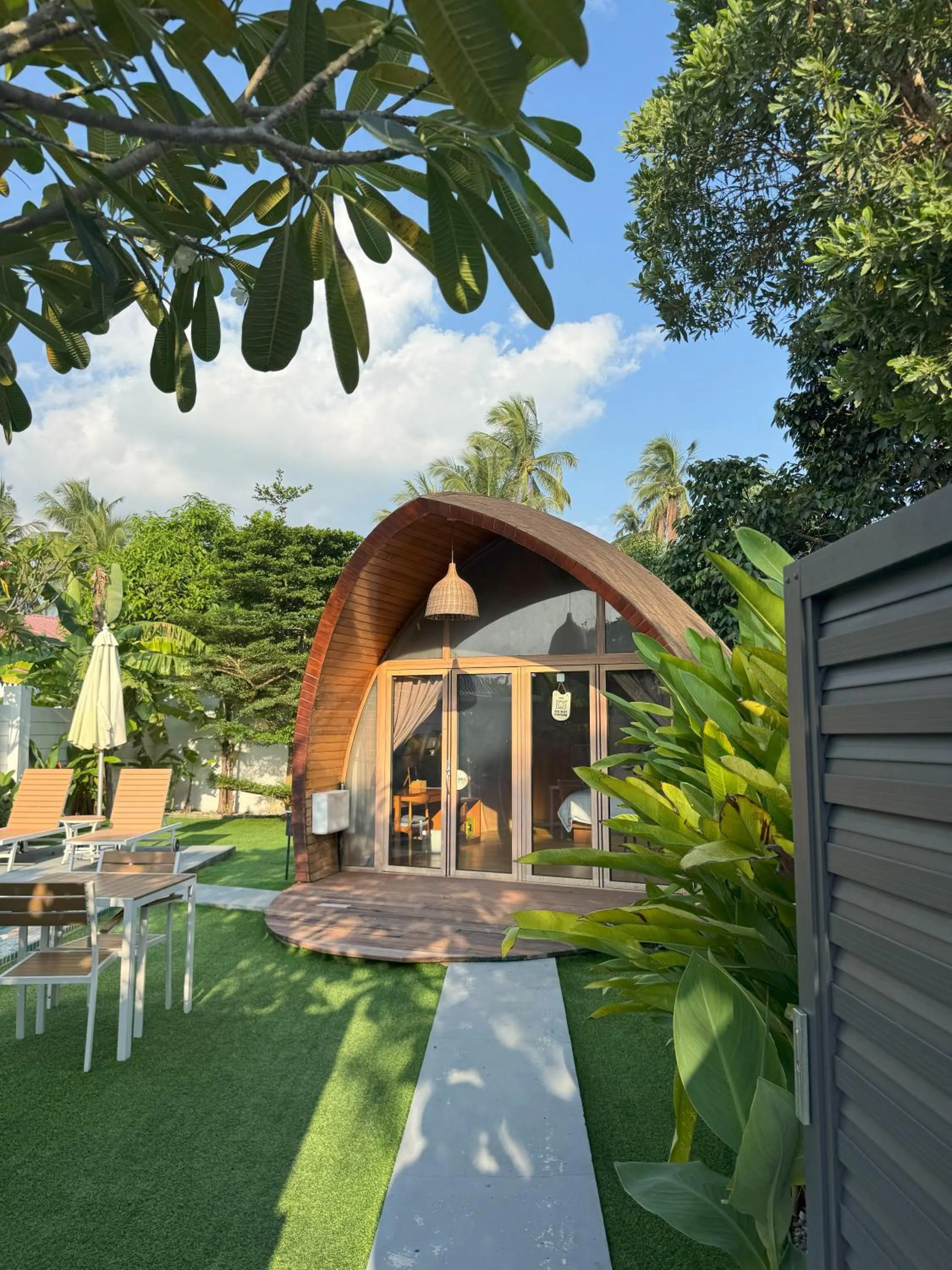 Garden view in Found Mansion