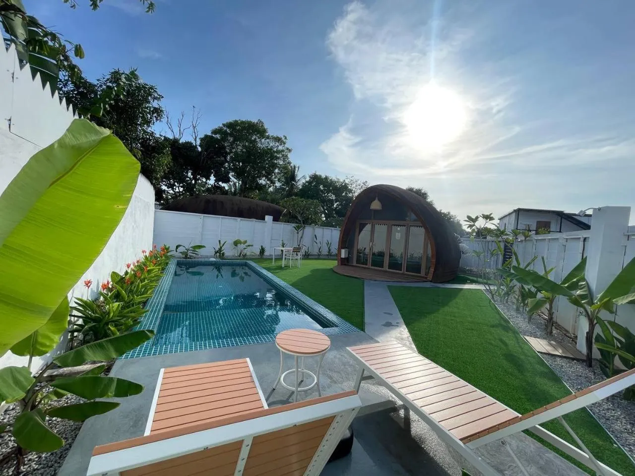 Swimming pool in Found Mansion