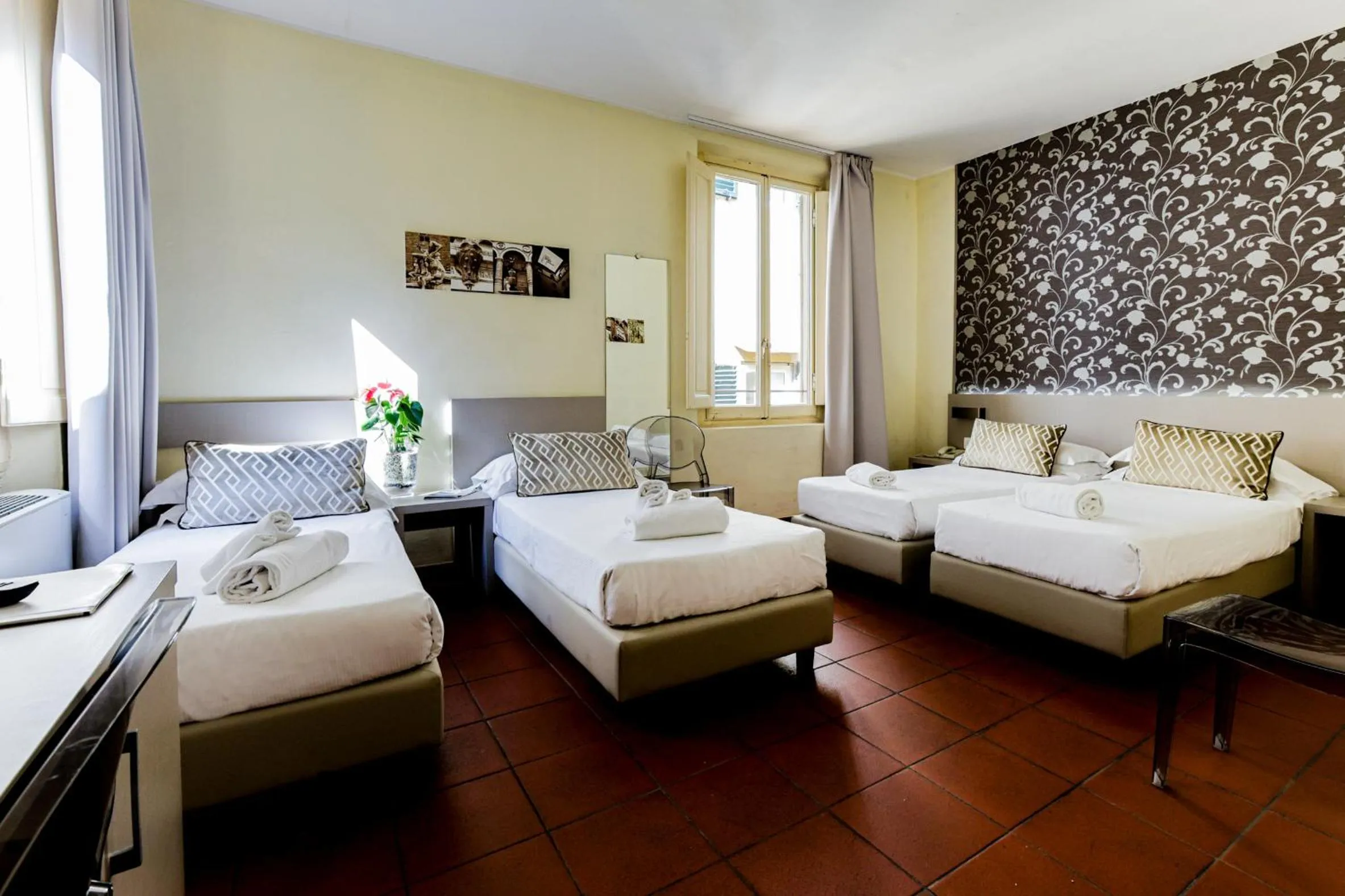 Bedroom, Bed in Albergo Firenze