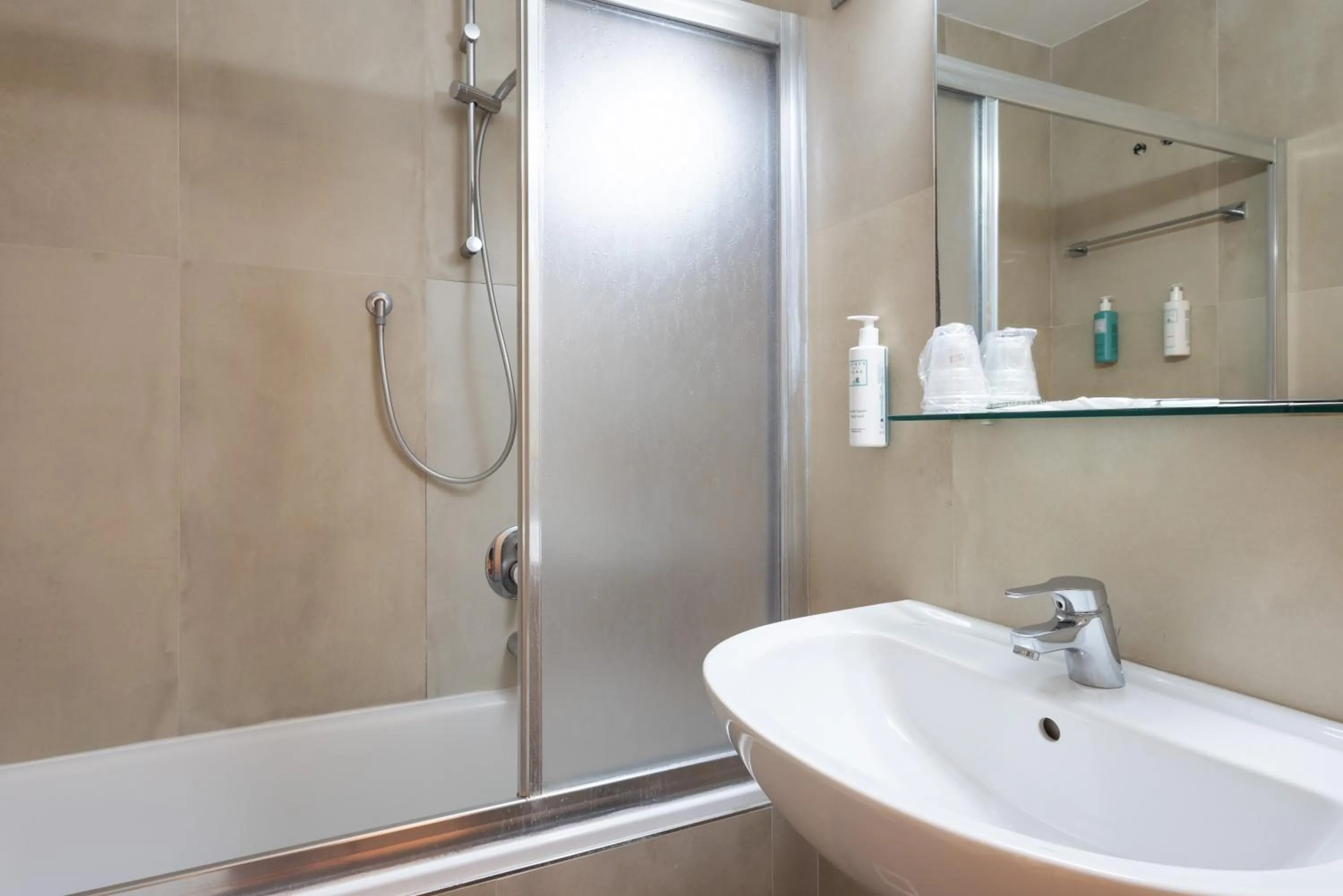 Bathroom in Albergo Firenze