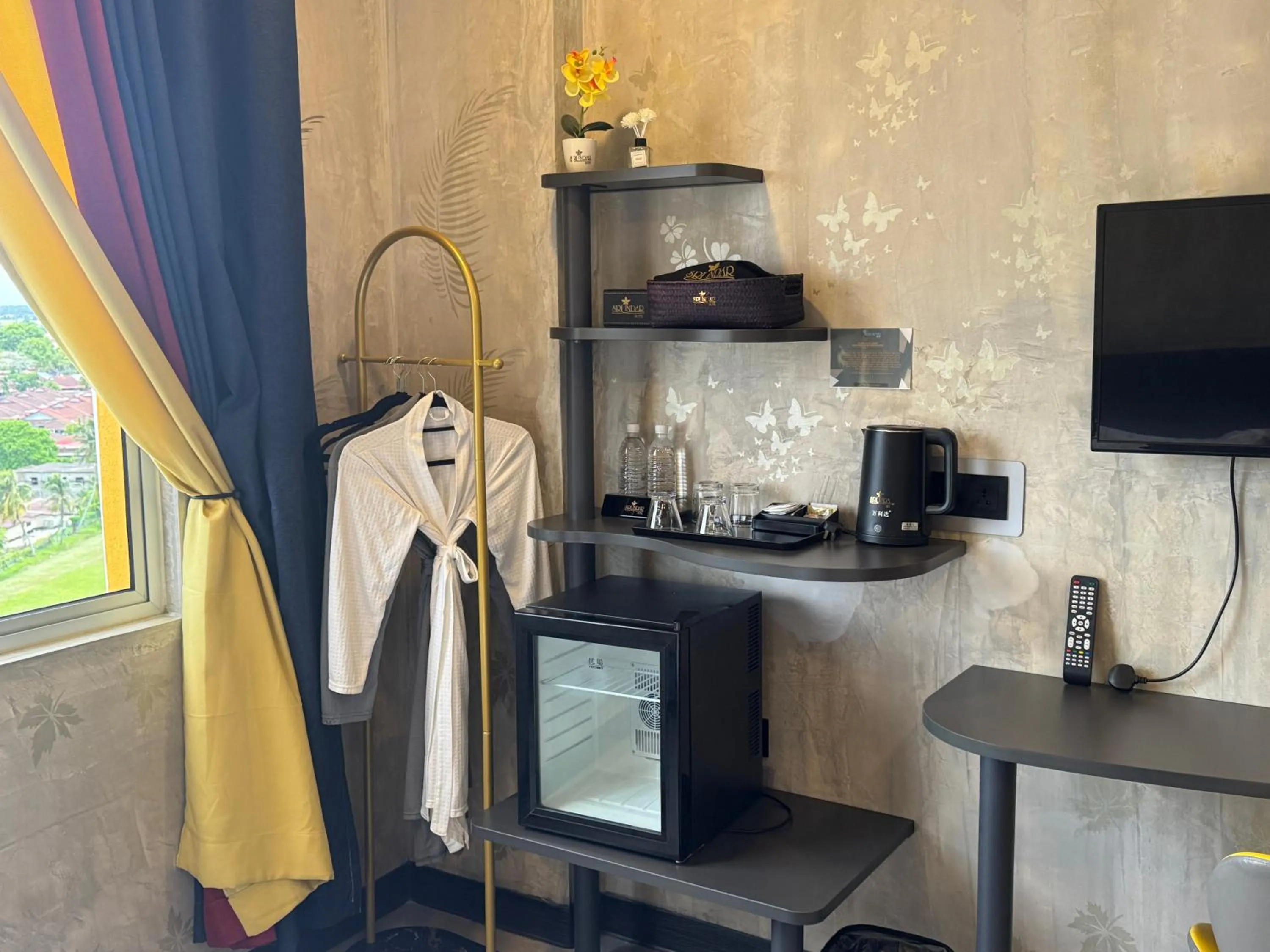 Sri Indar Hotel & Suites