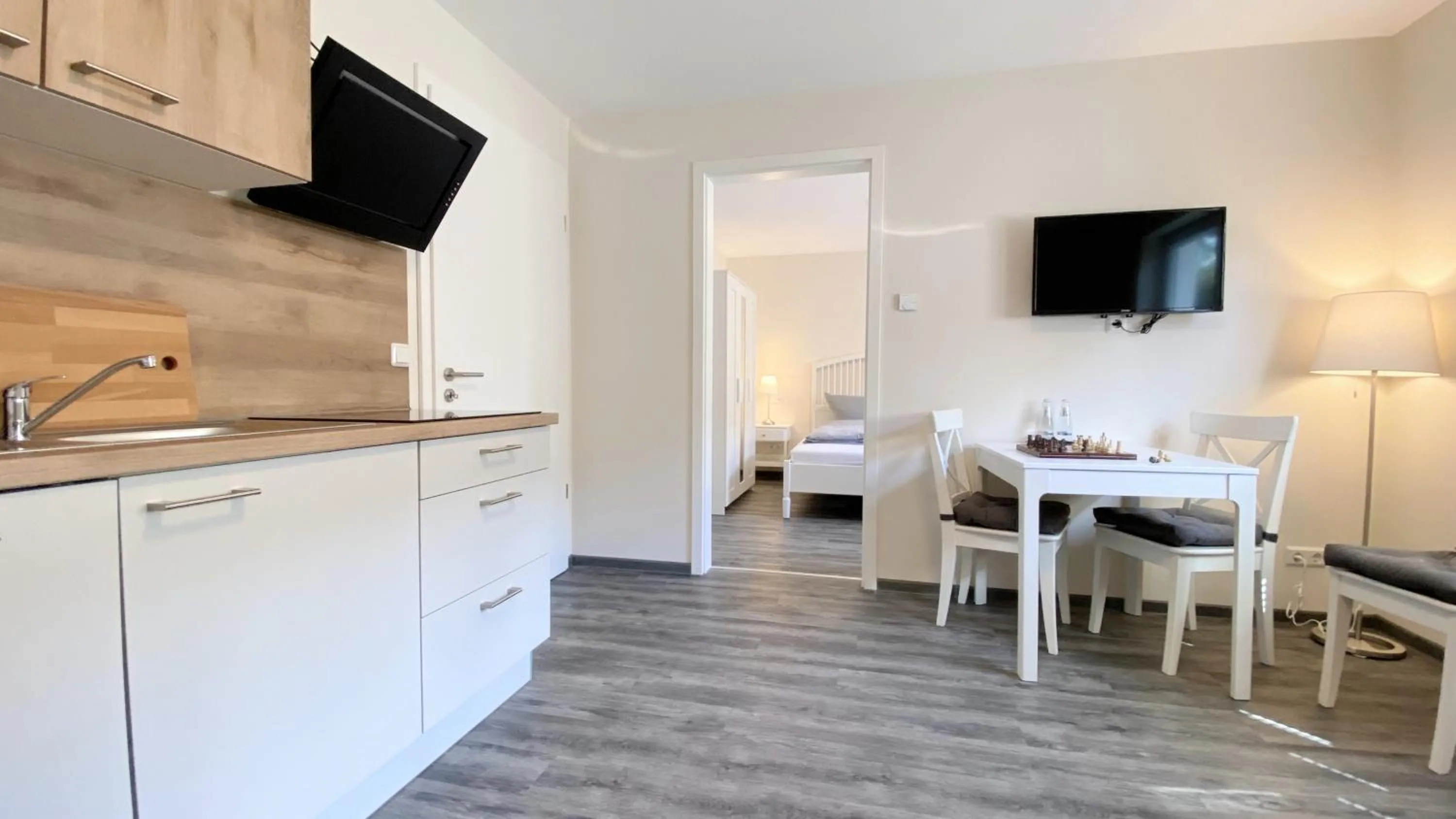 TV and multimedia in REGIOHOTEL Aparthotel Wernigerode