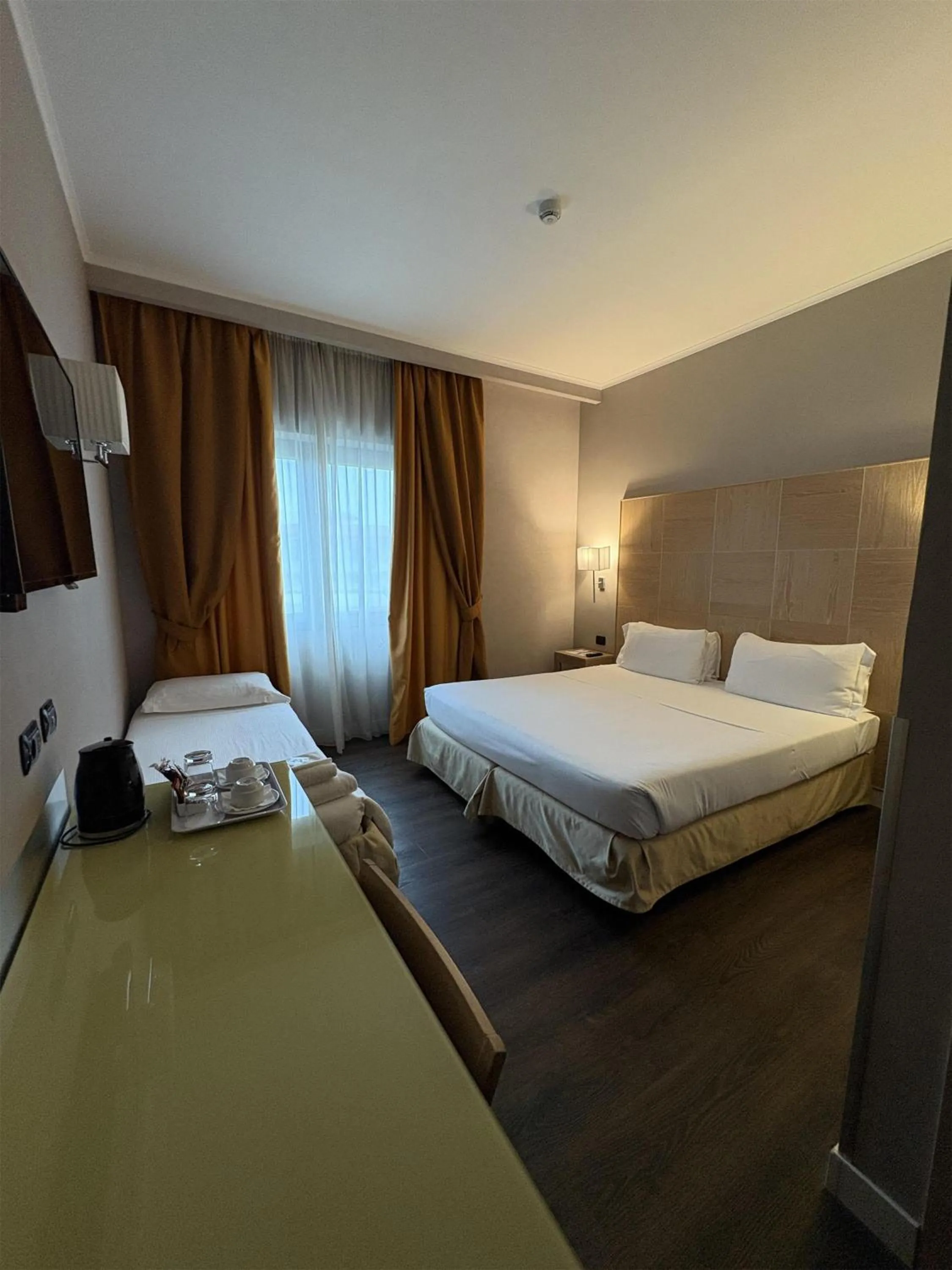 Bedroom, Bed in Best Western Hotel Rome Airport