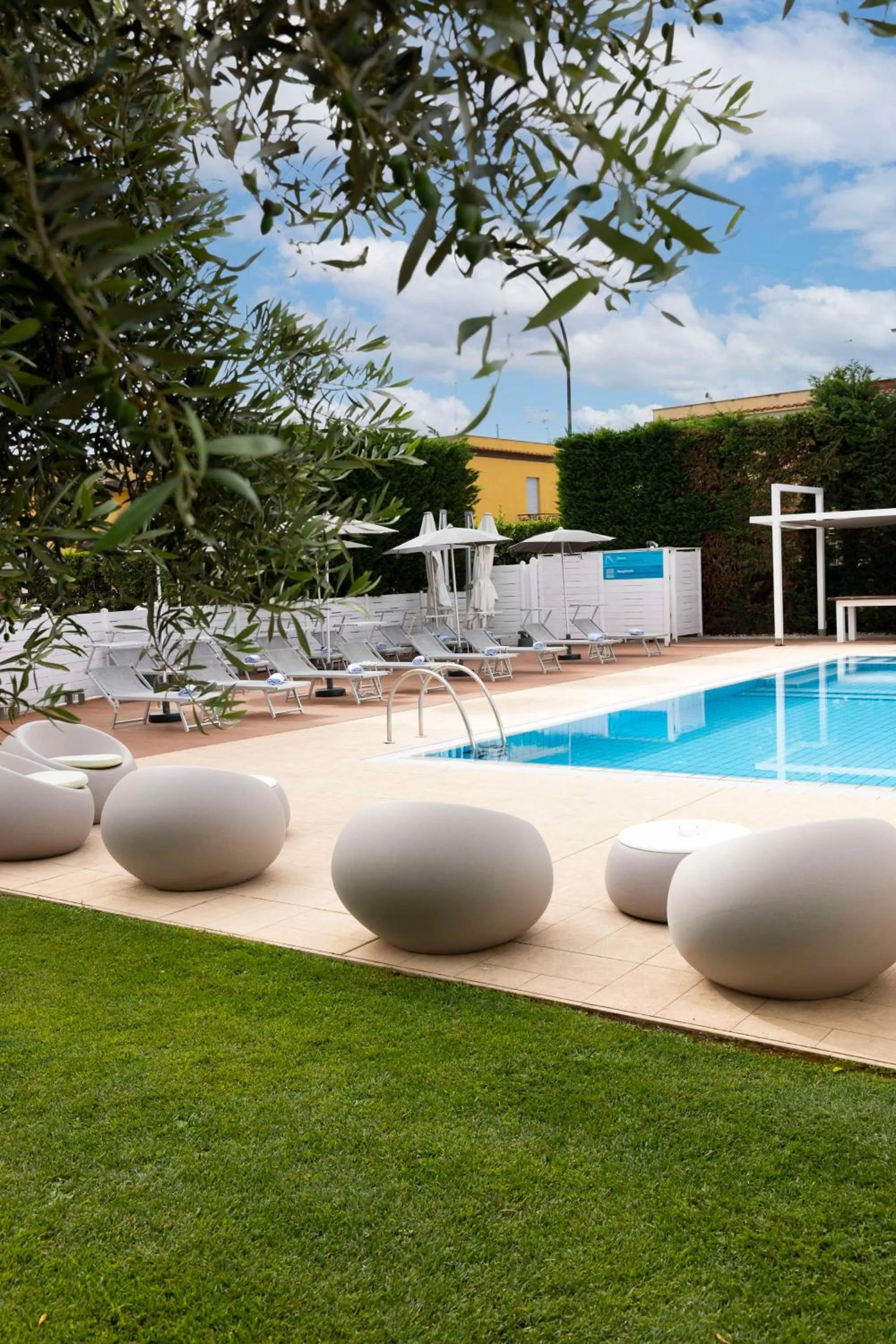 Pool view in Best Western Hotel Rome Airport