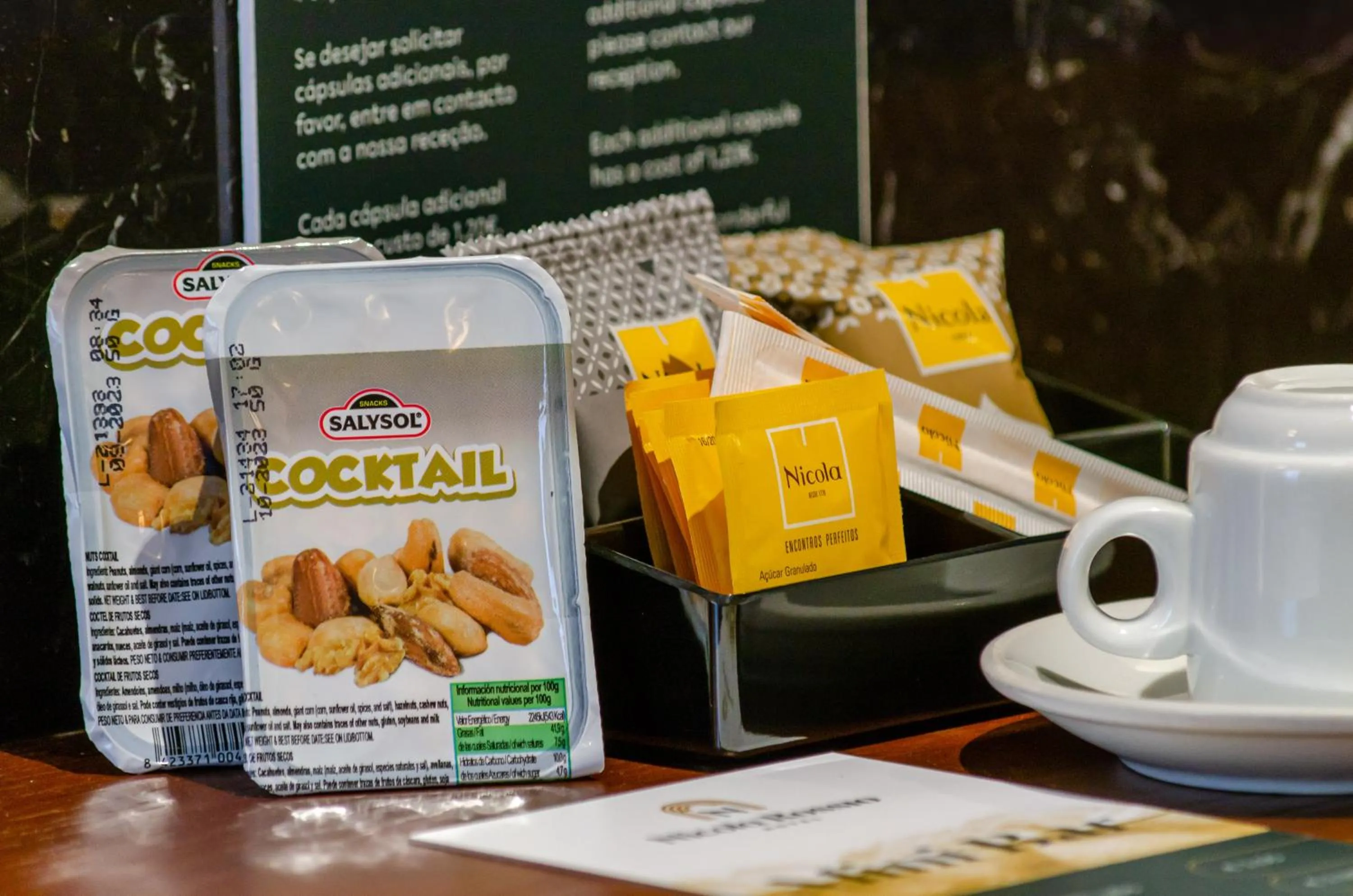 Food and drinks in Nicola Rossio Hotel