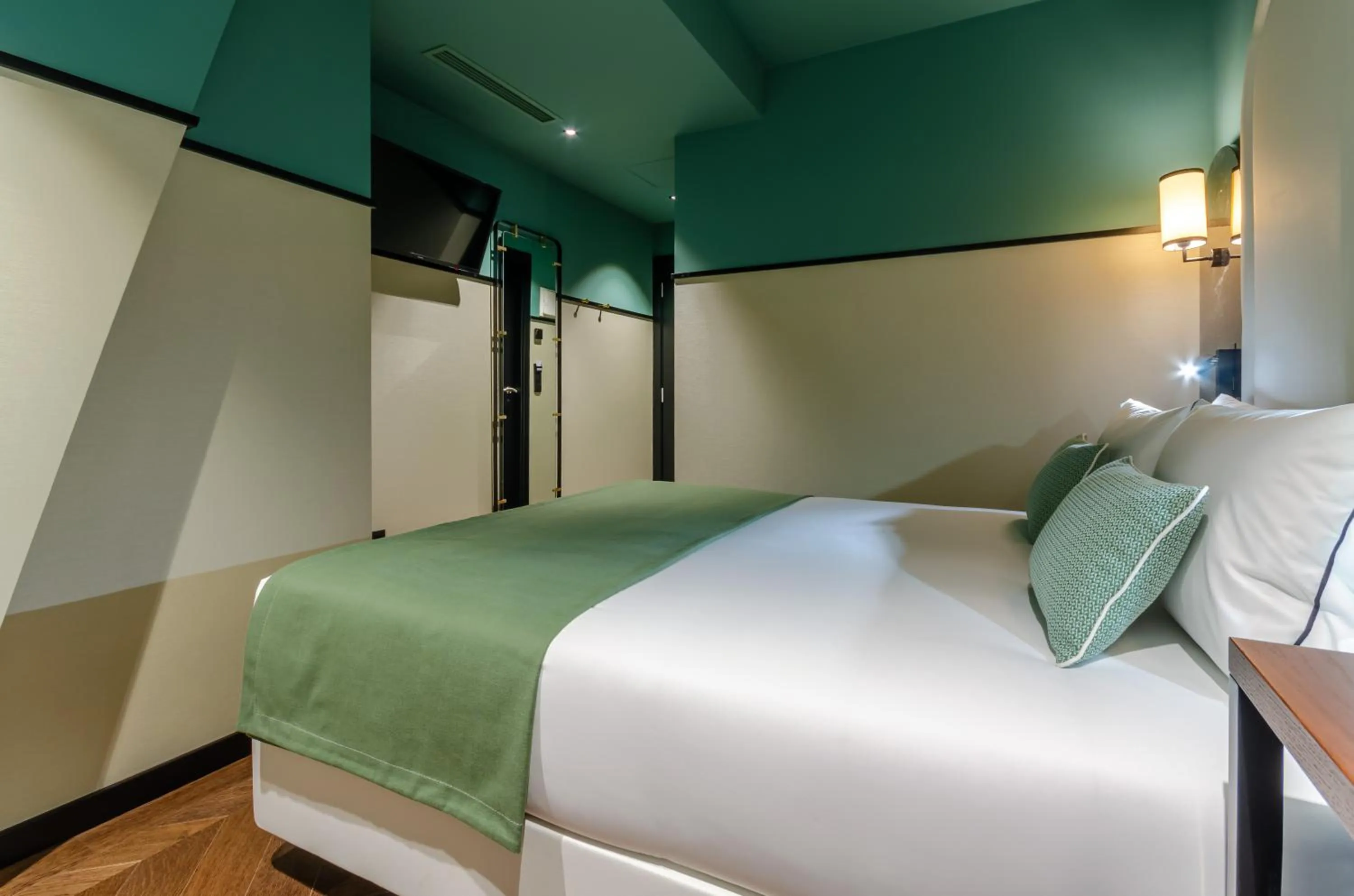 Bedroom, Bed in Nicola Rossio Hotel